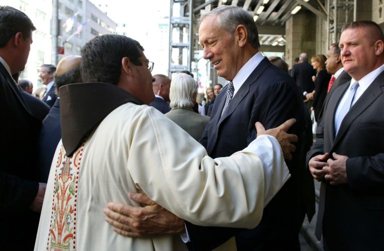 Pataki to announce Saturday in Iowa