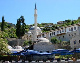 Serbian Icons Tarnished