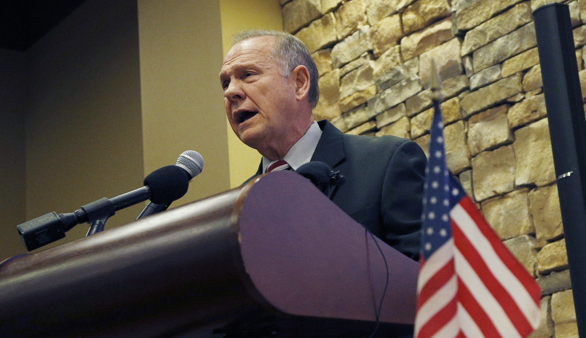 Roy Moore’s Senate future: Expulsion