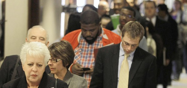 315K give up hope for jobs, unemployment down