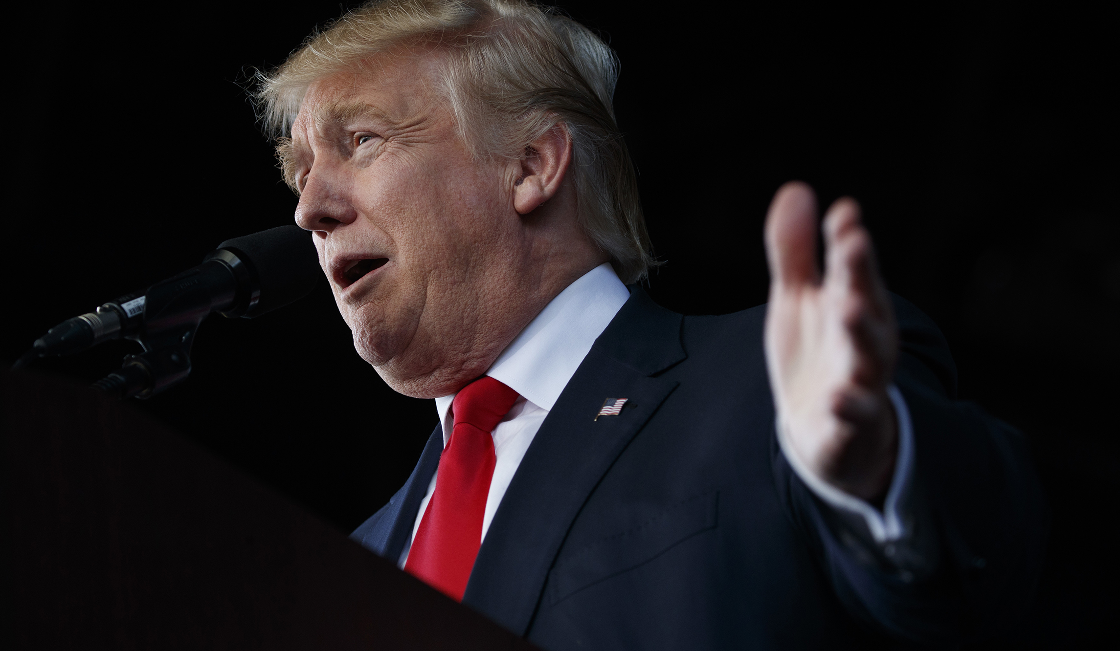 Trump says his criticism of anthem protests has ‘nothing’ to do with race