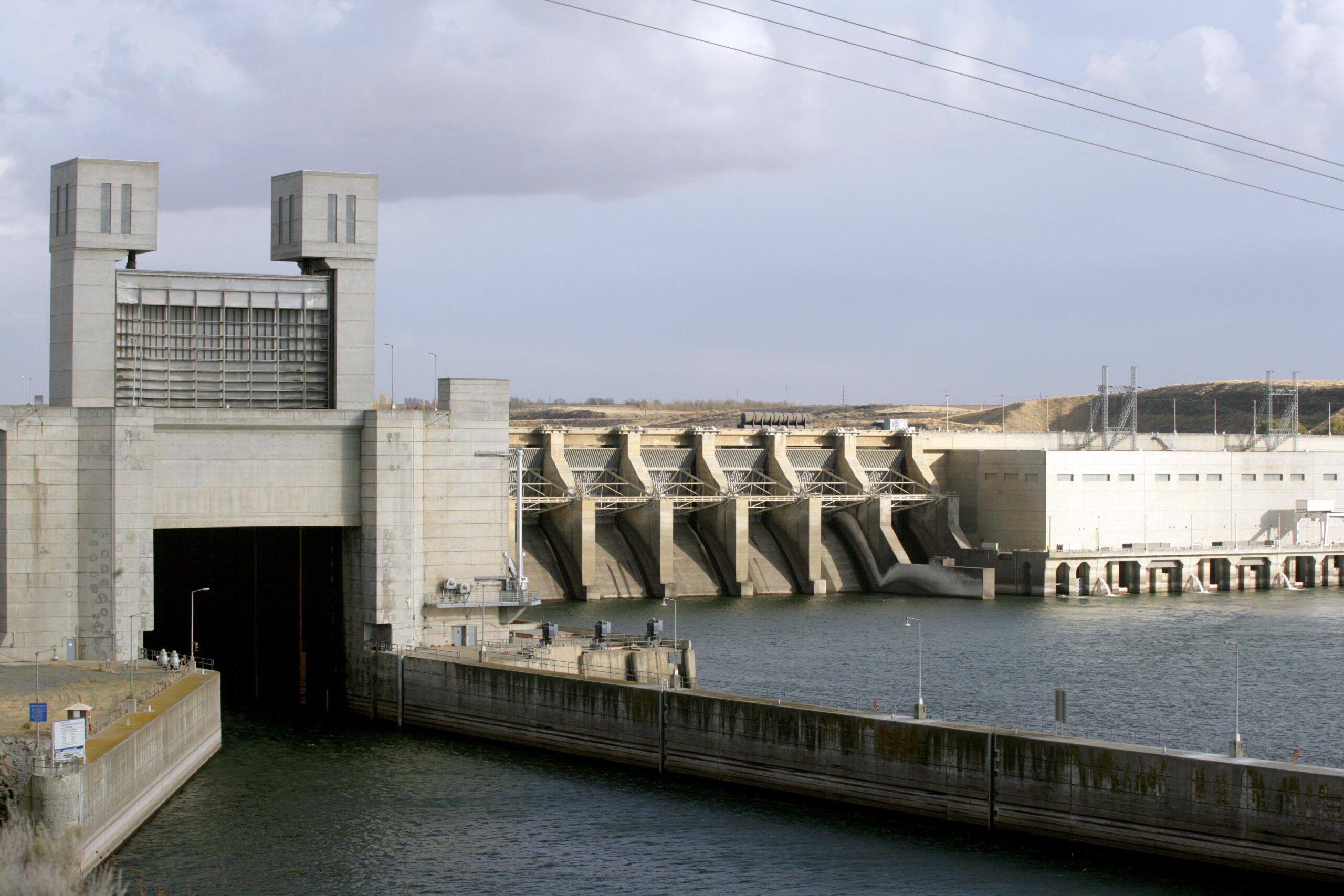 Historic deal for Corps dam pollution