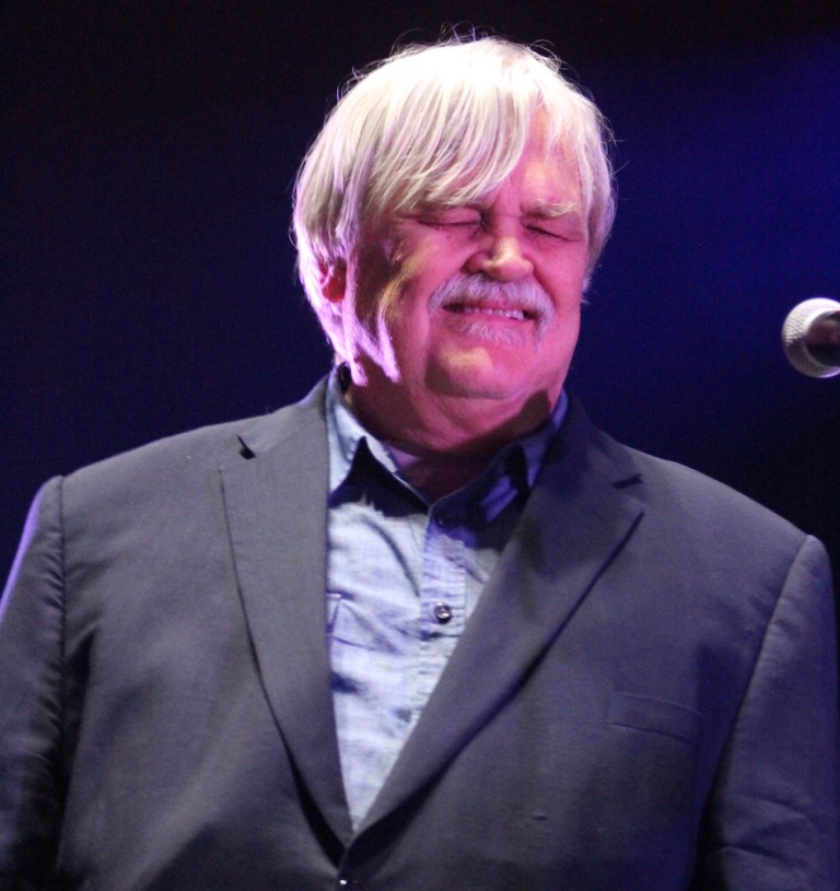 Playing Licks and Spinning Yarns