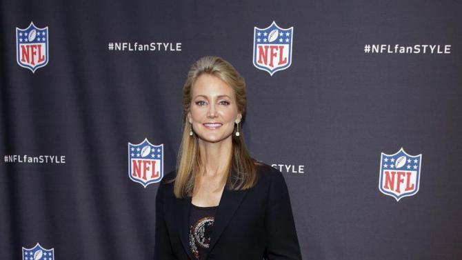 Tanya Snyder, wife of the owner of the Washington Redskins, donated to Virginia Sen. Mark Warner who hasn't endorsed the team name. AP Photo