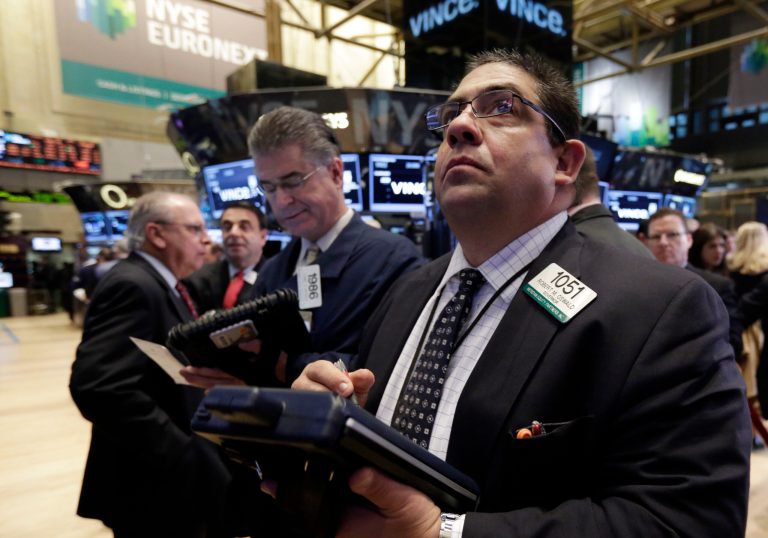 World stock markets rose Monday, after Wall Street posted its seventh straight week of gains and a nuclear deal between world powers and Iran boosted sentiment. (AP/Richard Drew)
