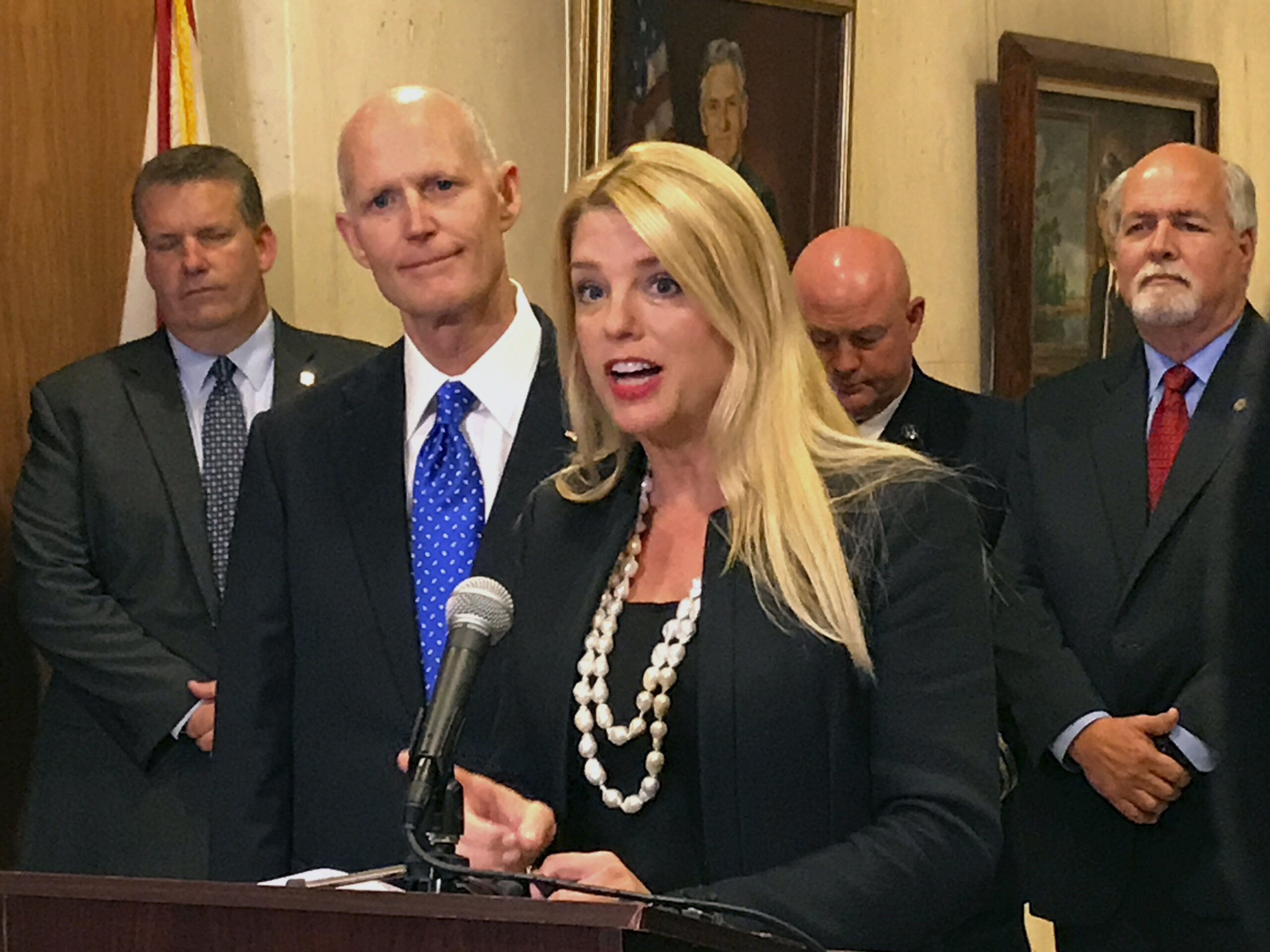 Florida AG Pam Bondi warns price gougers: ‘I will be saying your name all over this country’