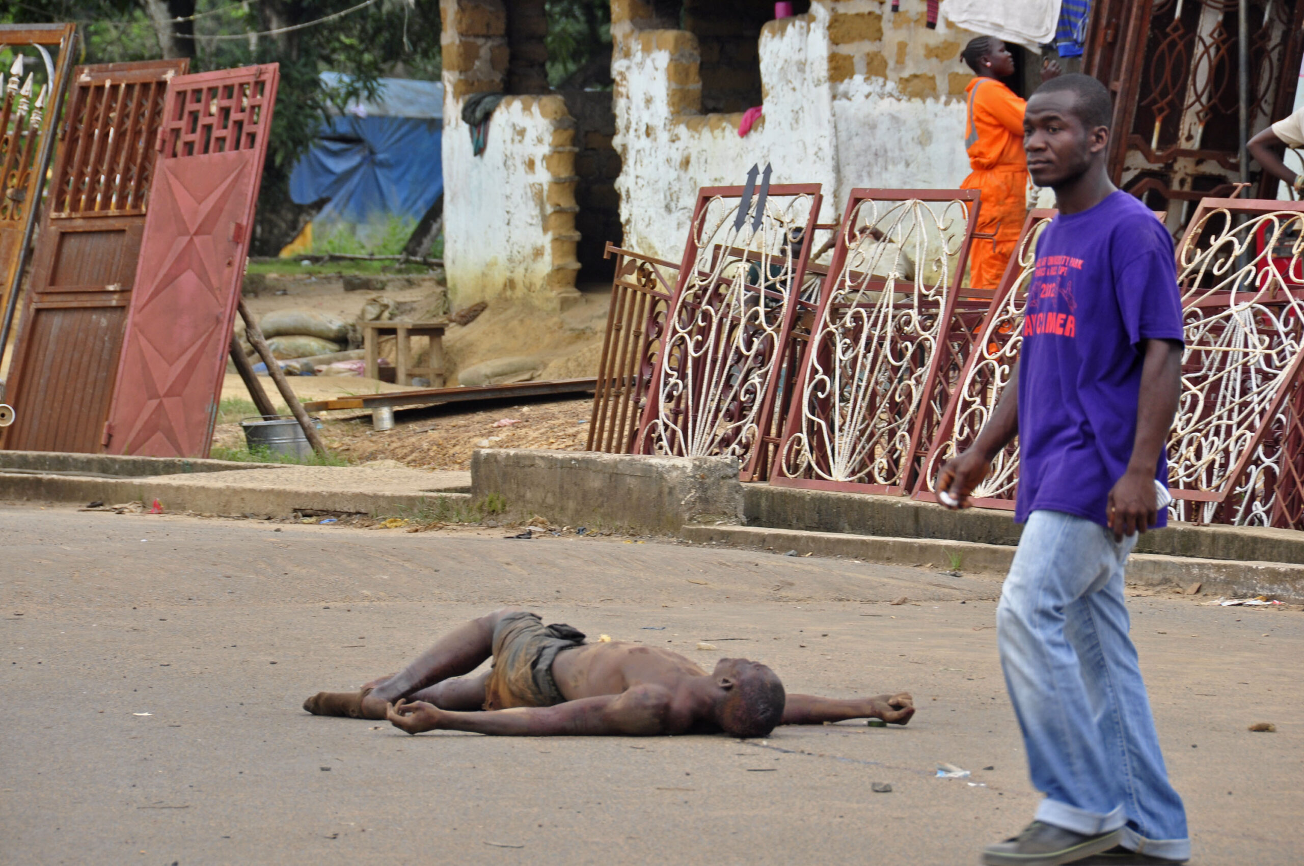 Nigeria acknowledges slow response in Ebola case