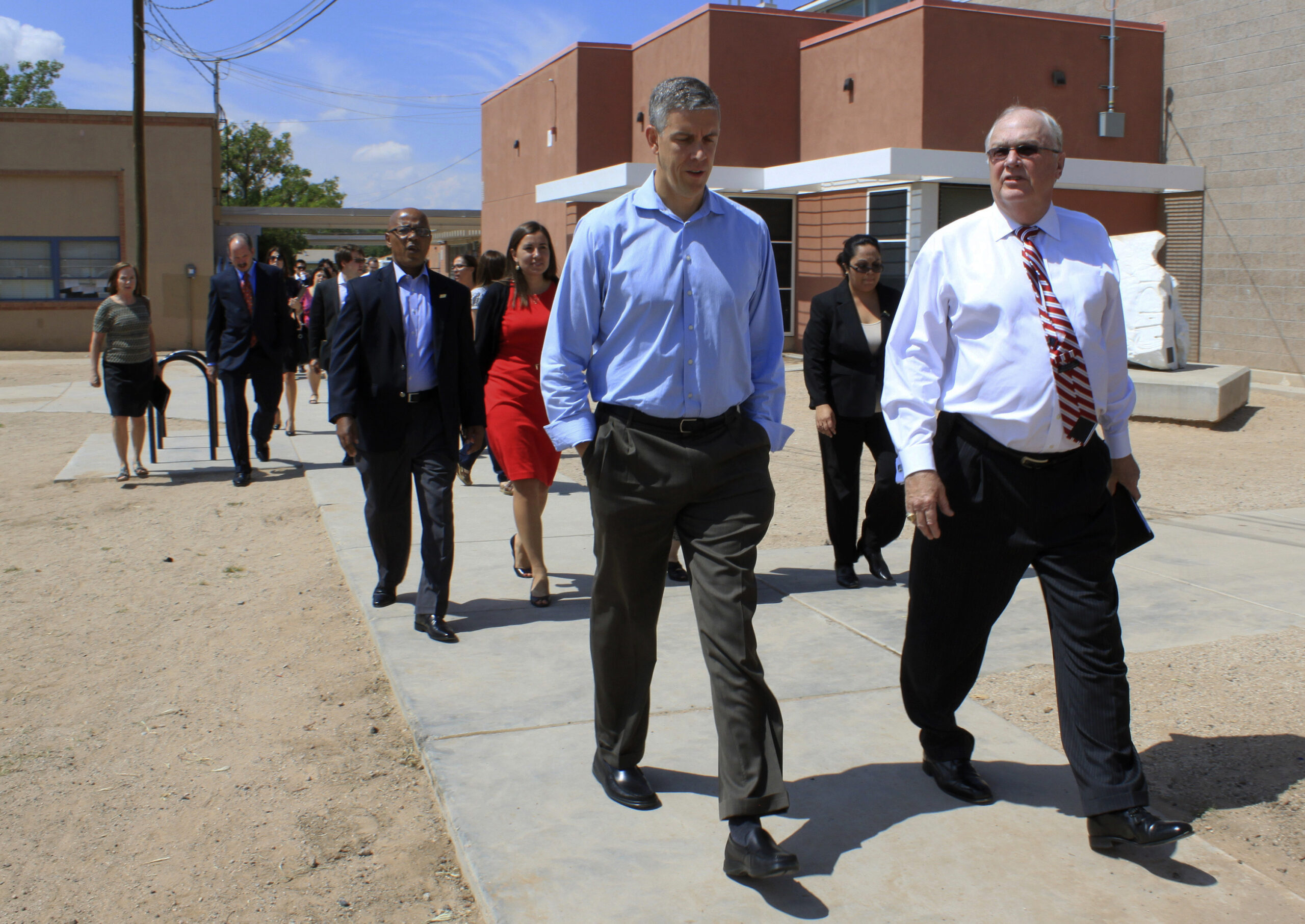 Arne Duncan kicks off back-to-school bus tour in New Mexico