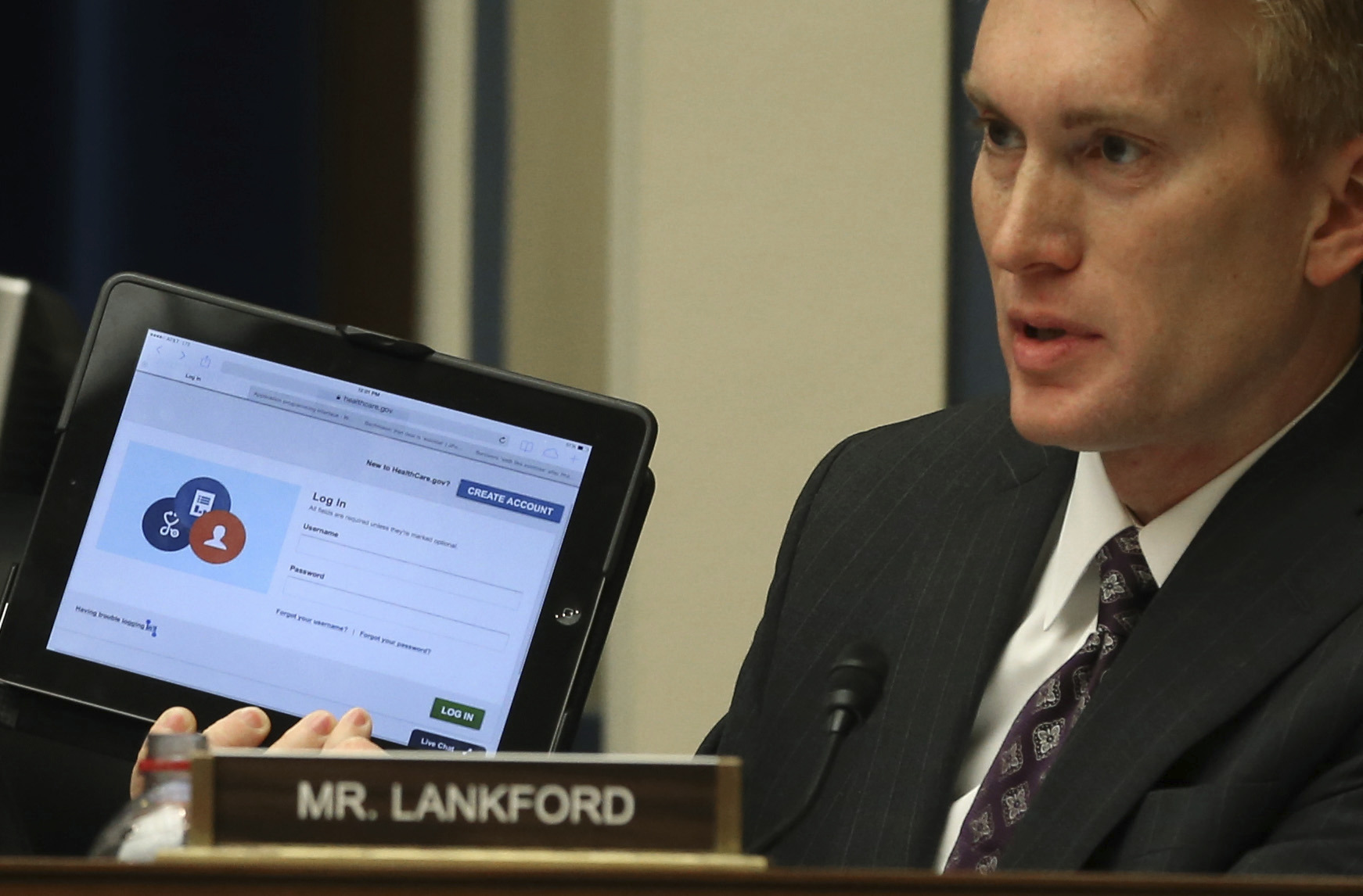 Just 21 percent of uninsured have visited an Obamacare exchange website