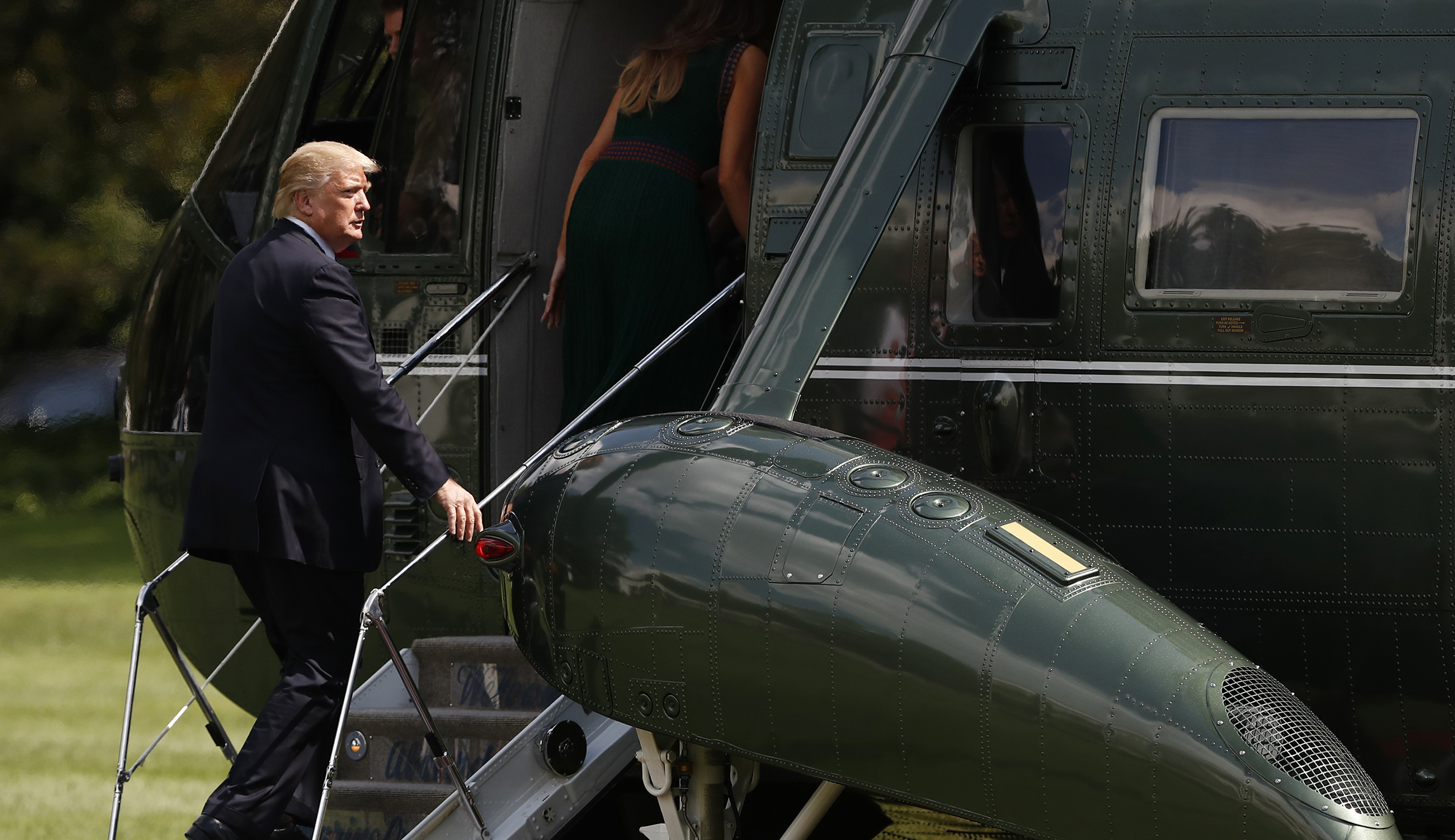 Trump to hold fourth Cabinet meeting at Camp David