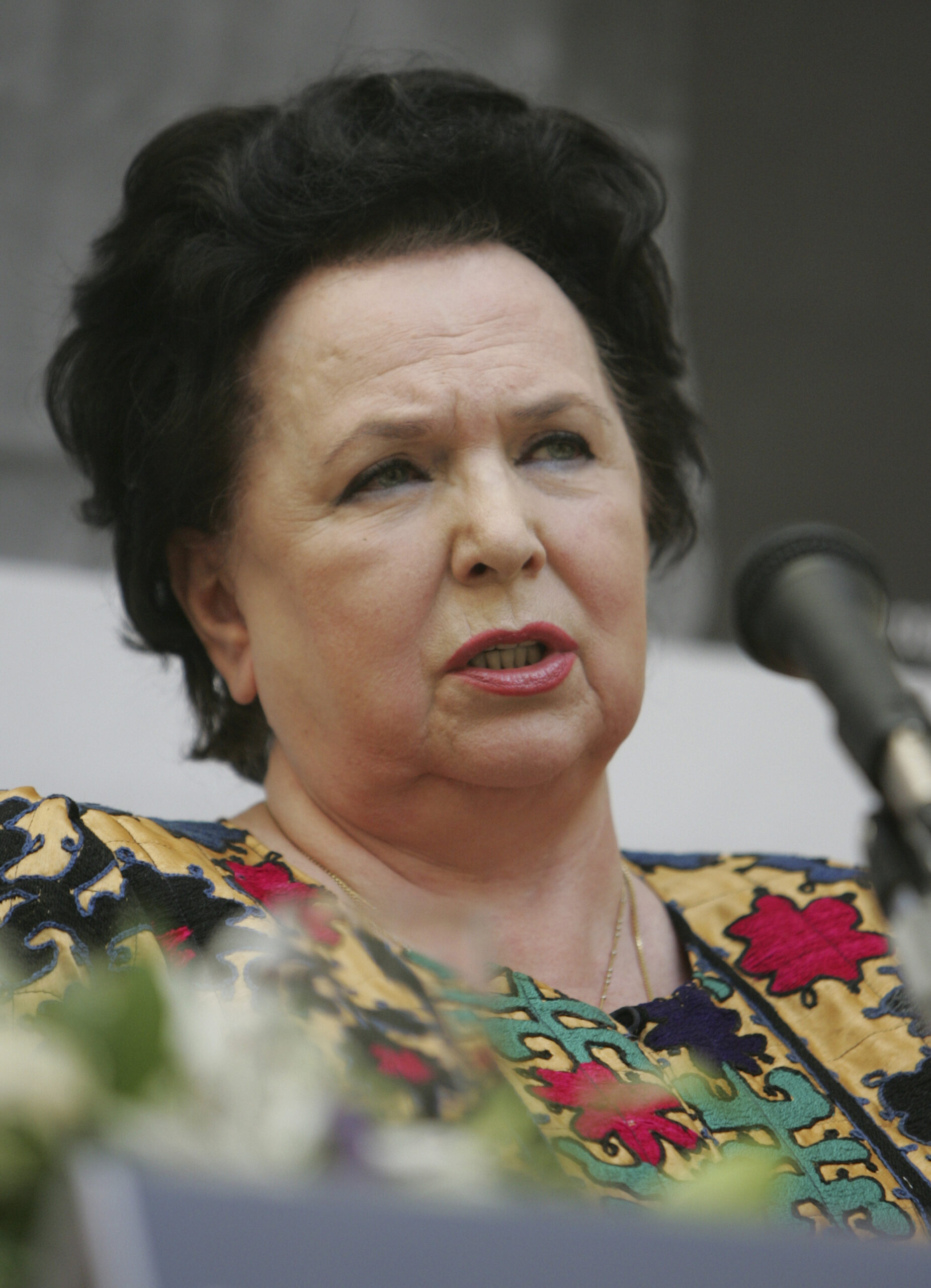 Russian opera diva Vishnevskaya dies at 86