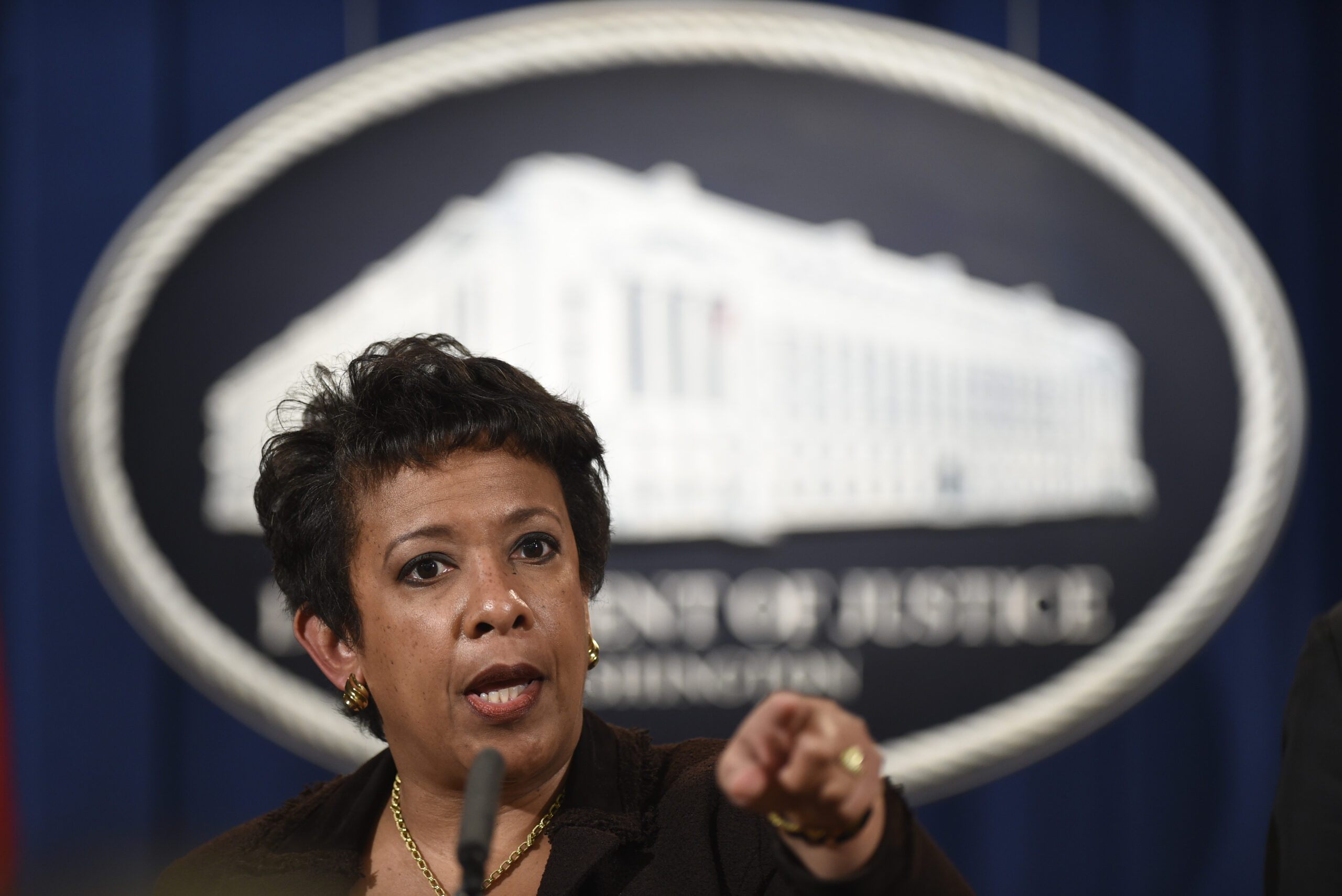 Justice Dept. issues guidelines to stop gender-based policing