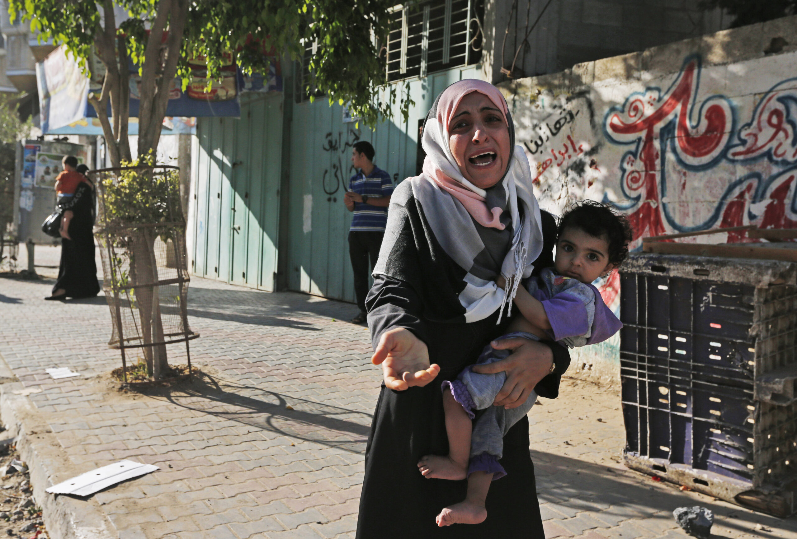 Nowhere to go for Gaza civilians urged to evacuate