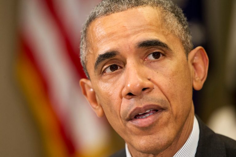 President Barack Obama meets with members of the his Council of Advisers on Science and Technology, Friday, March 27, 2015, in the Roosevelt Room of the White House in Washington. (AP Photo/Jacquelyn Martin)