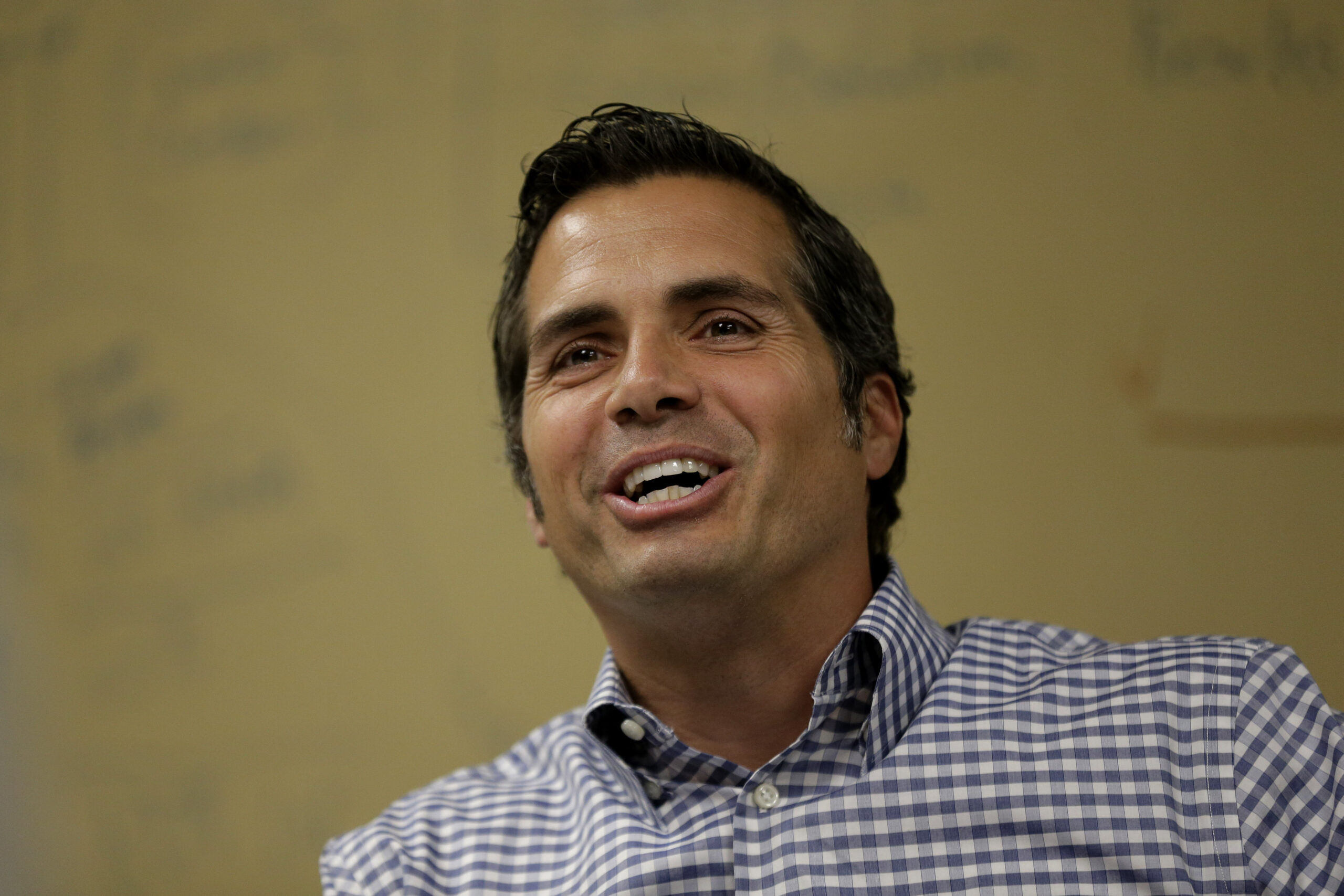 Supporters OK with Orman’s vague campaign