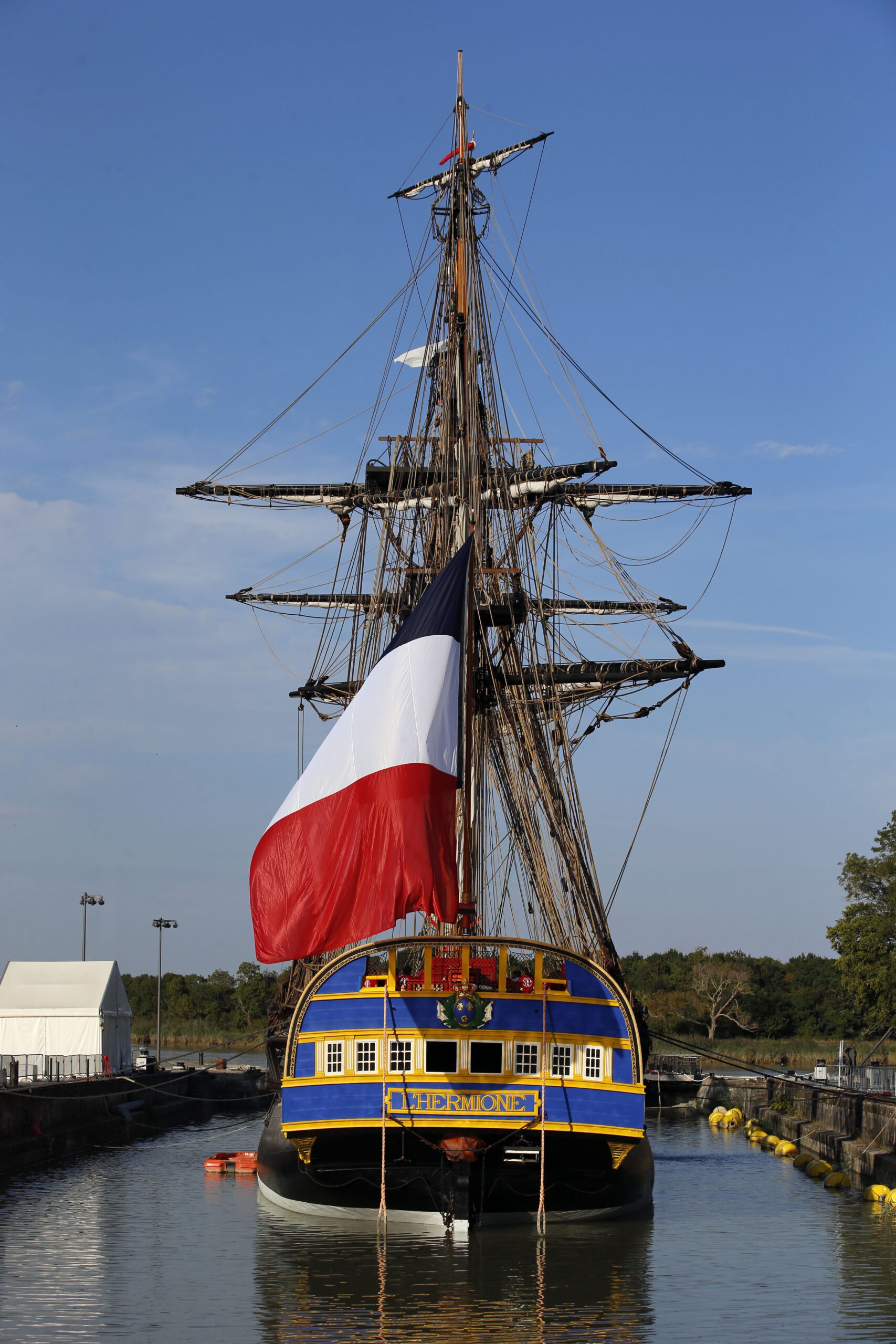 Rebuilt 18th century ship tests French waters