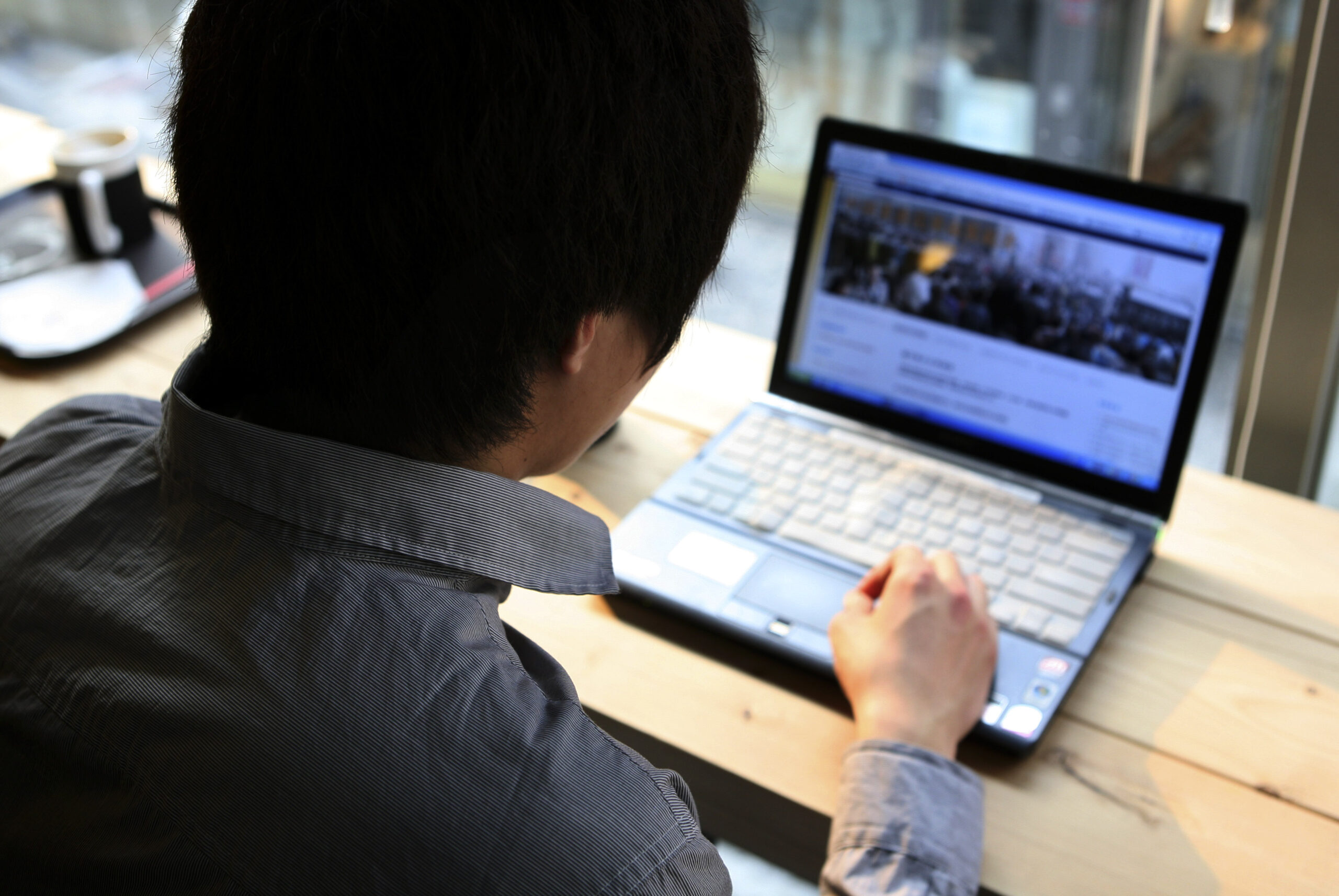 Groups push Fox to question candidates on Internet subsidies