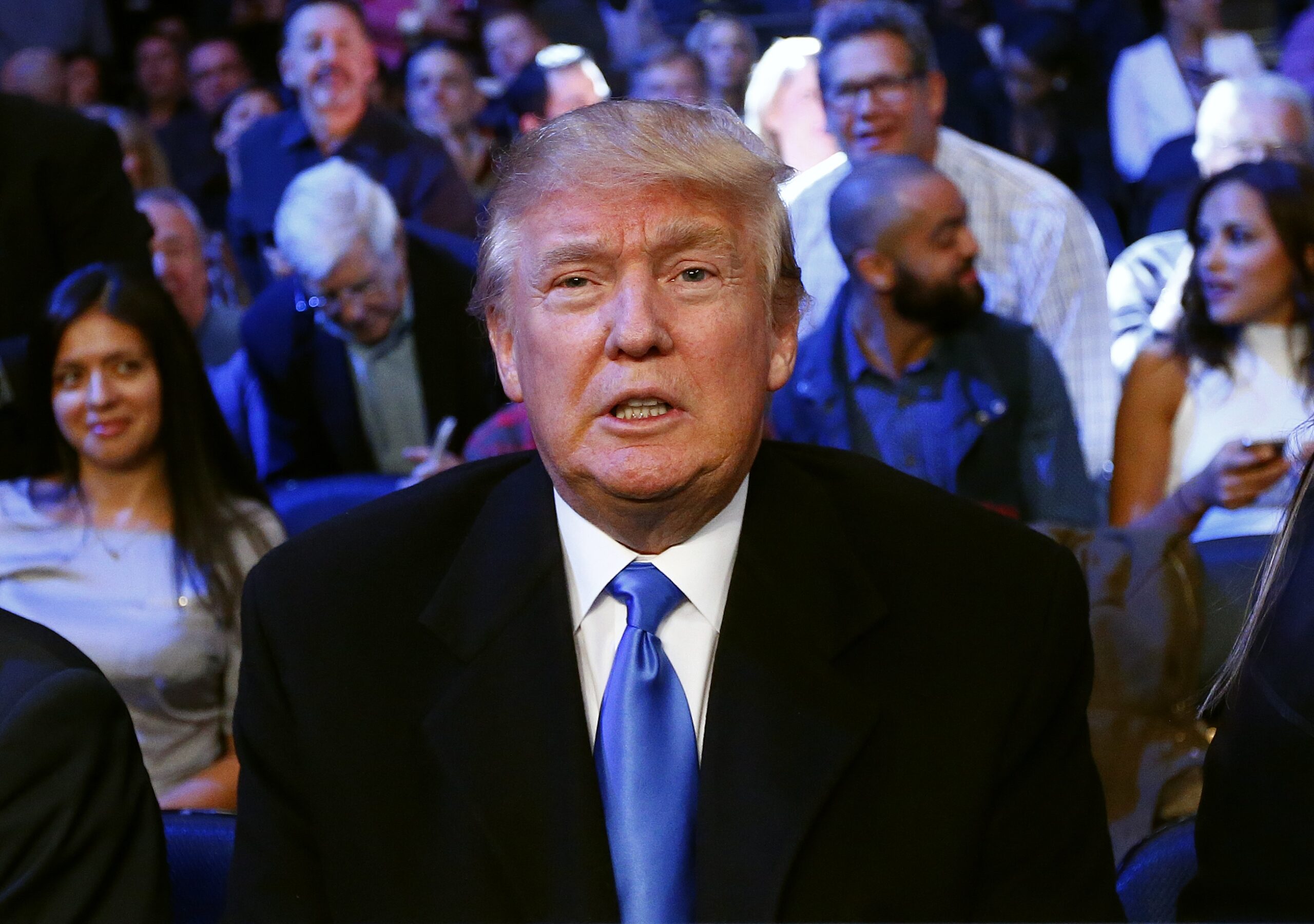 Poll: Trump crushing GOP field in Massachusetts