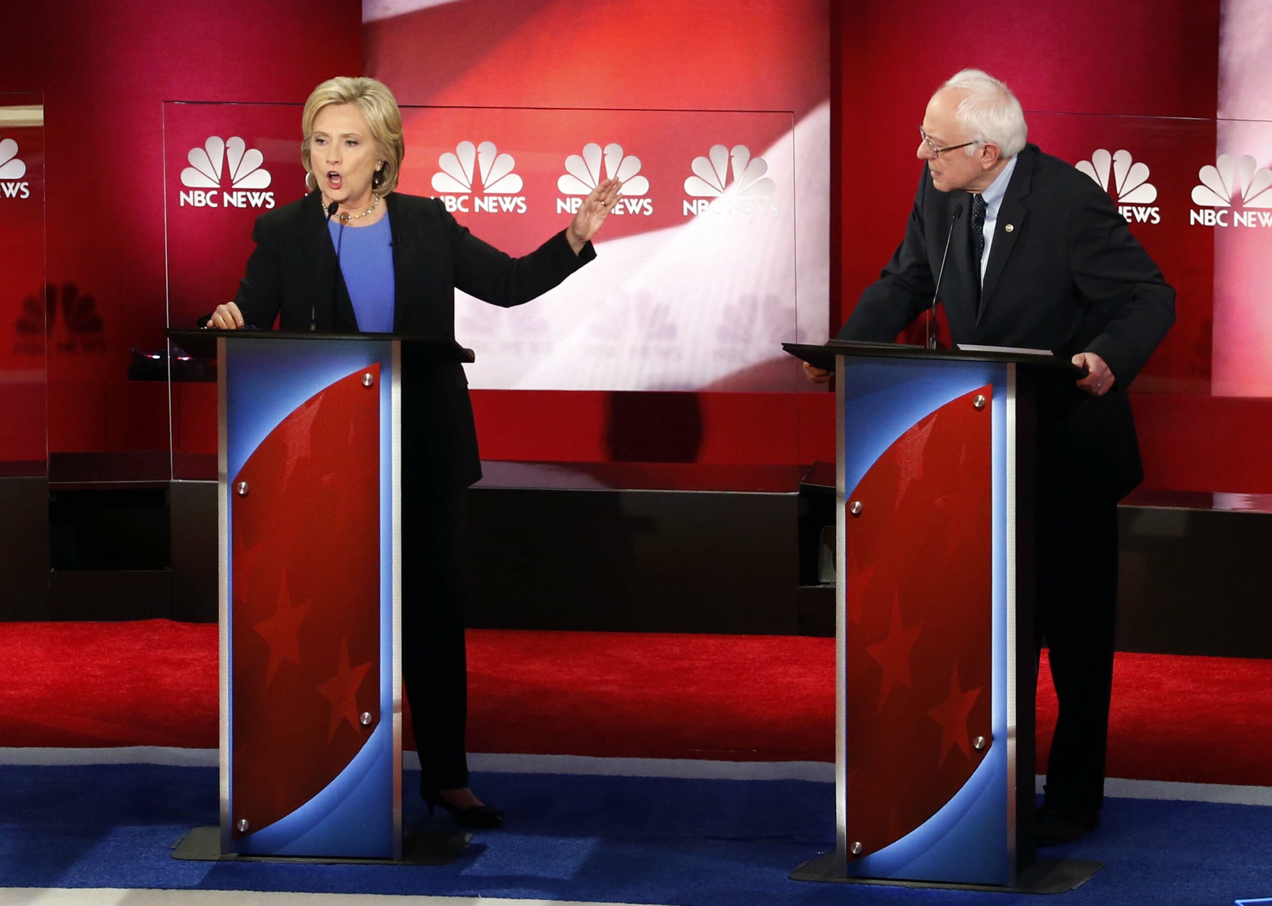 Clinton camp accuses GOP of helping Sanders
