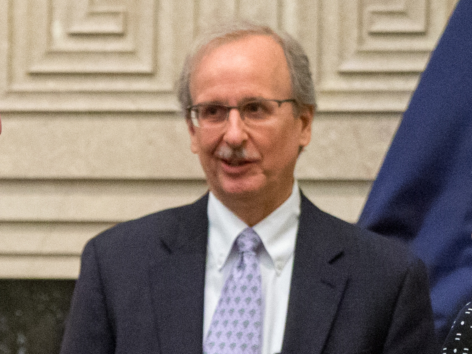 Top behind-the-scenes Fed official to step down