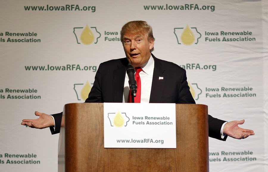 Poll: 33 percent have nothing good to say about Trump