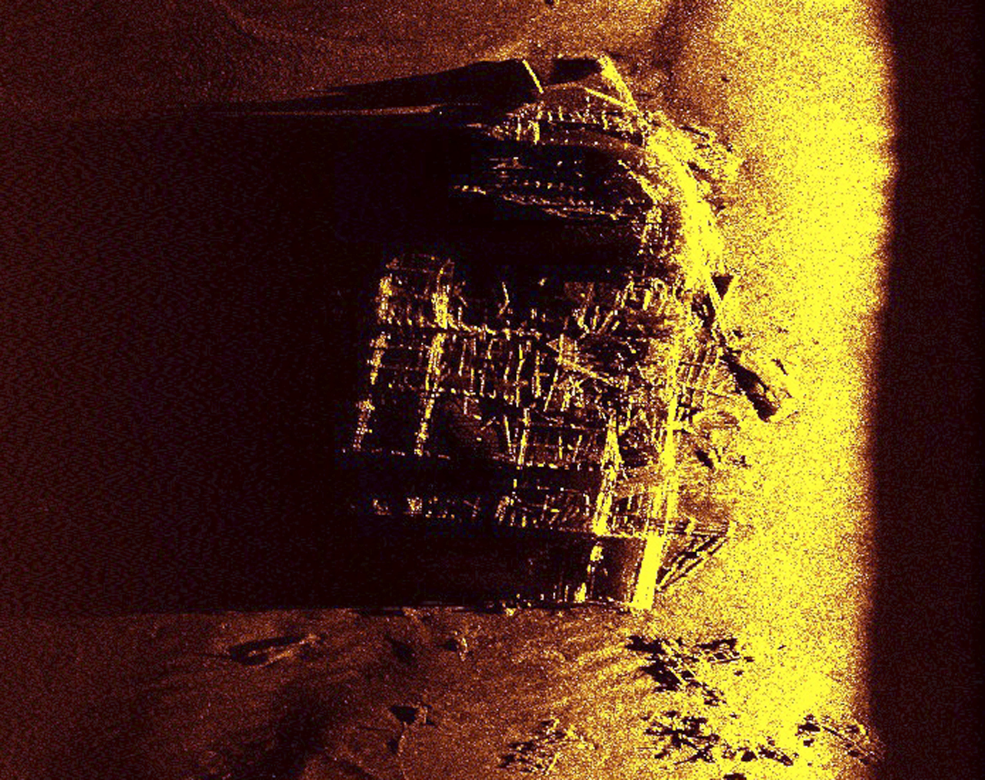 Sub records detailed images of WWII wreck