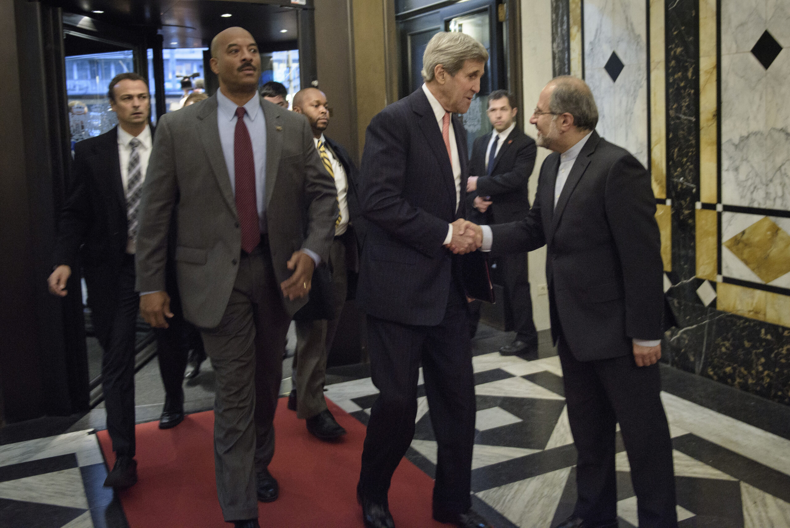 U.S., Iran to meet amid talk of imminent sanctions relief