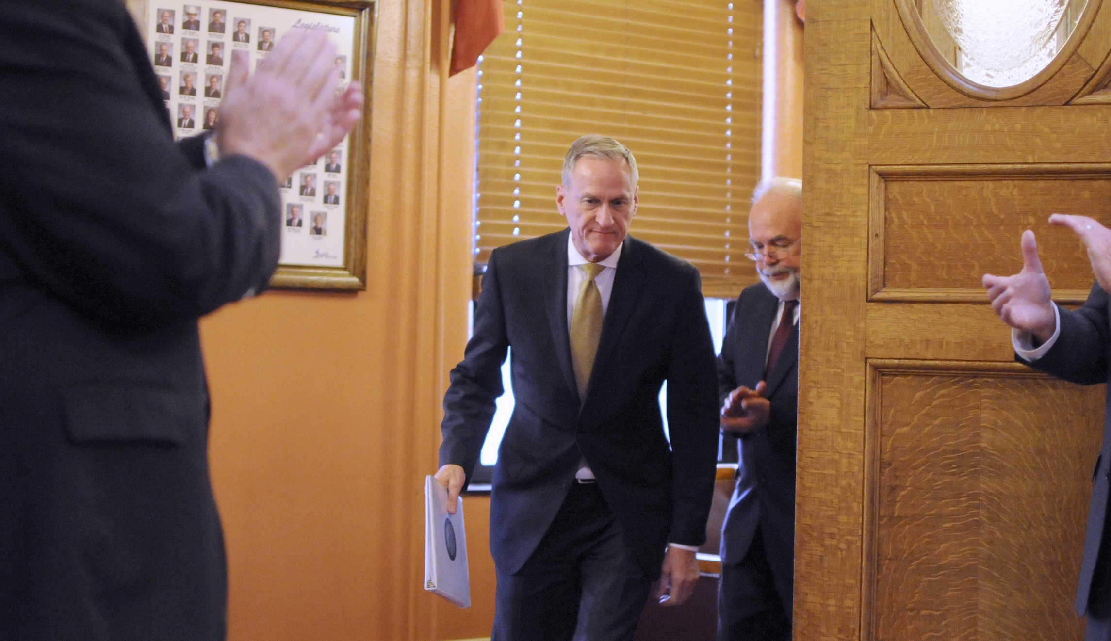South Dakota Gov. Dennis Daugaard moves to ease professional licensure requirements