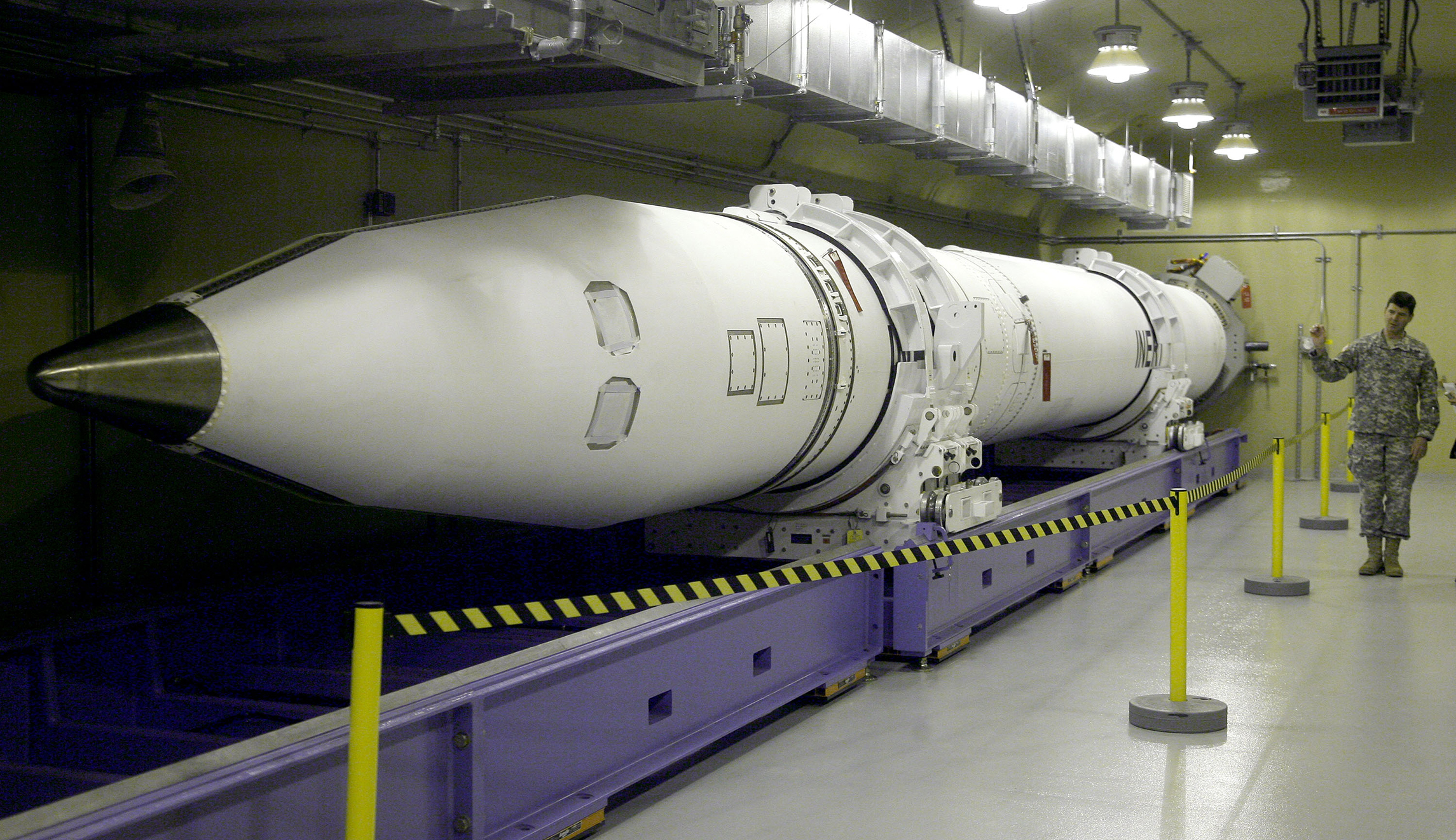 Trump promises ‘many billions’ for missile defense upgrade