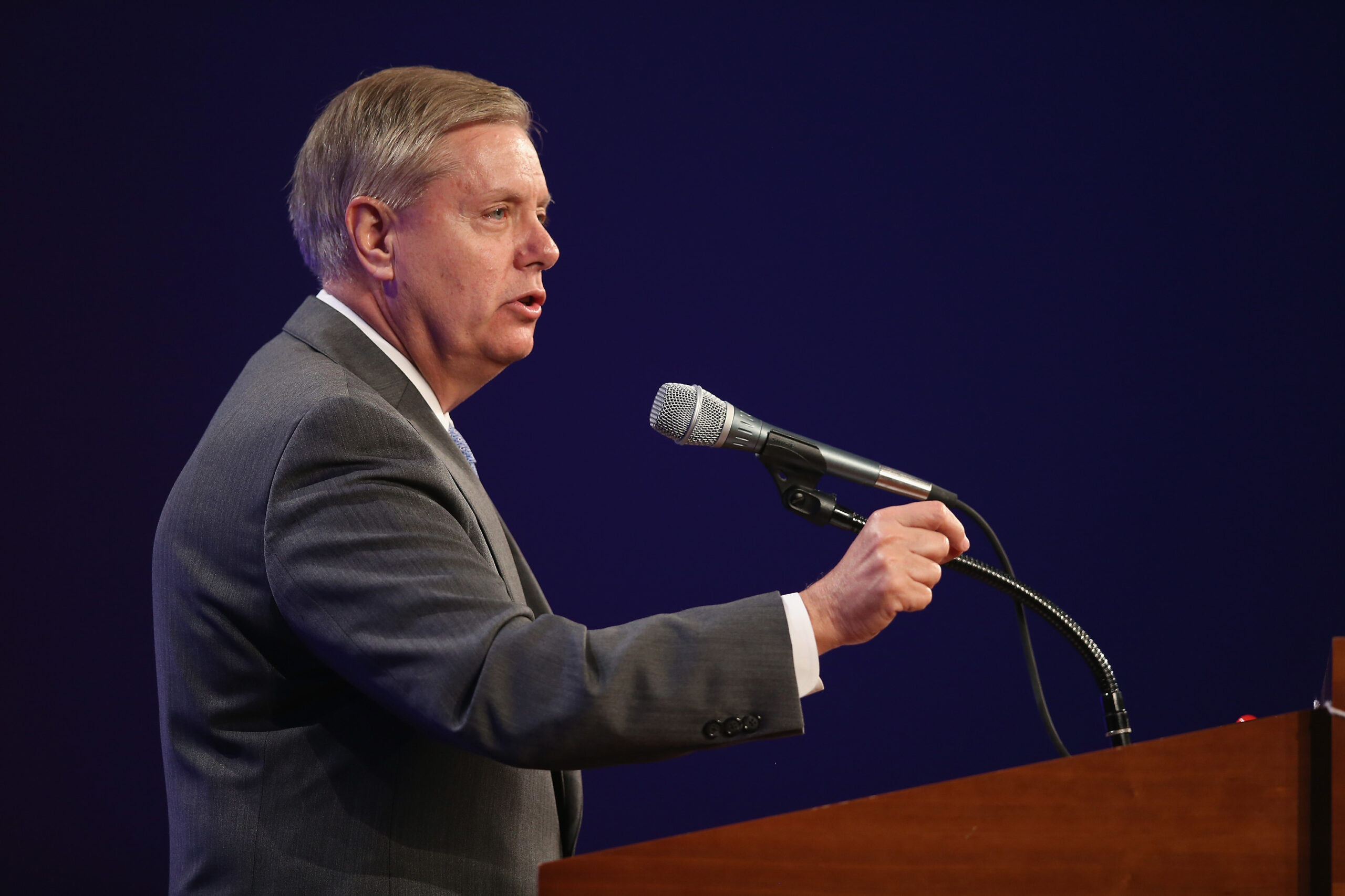 Some GOP presidential contenders may break with party on global warming