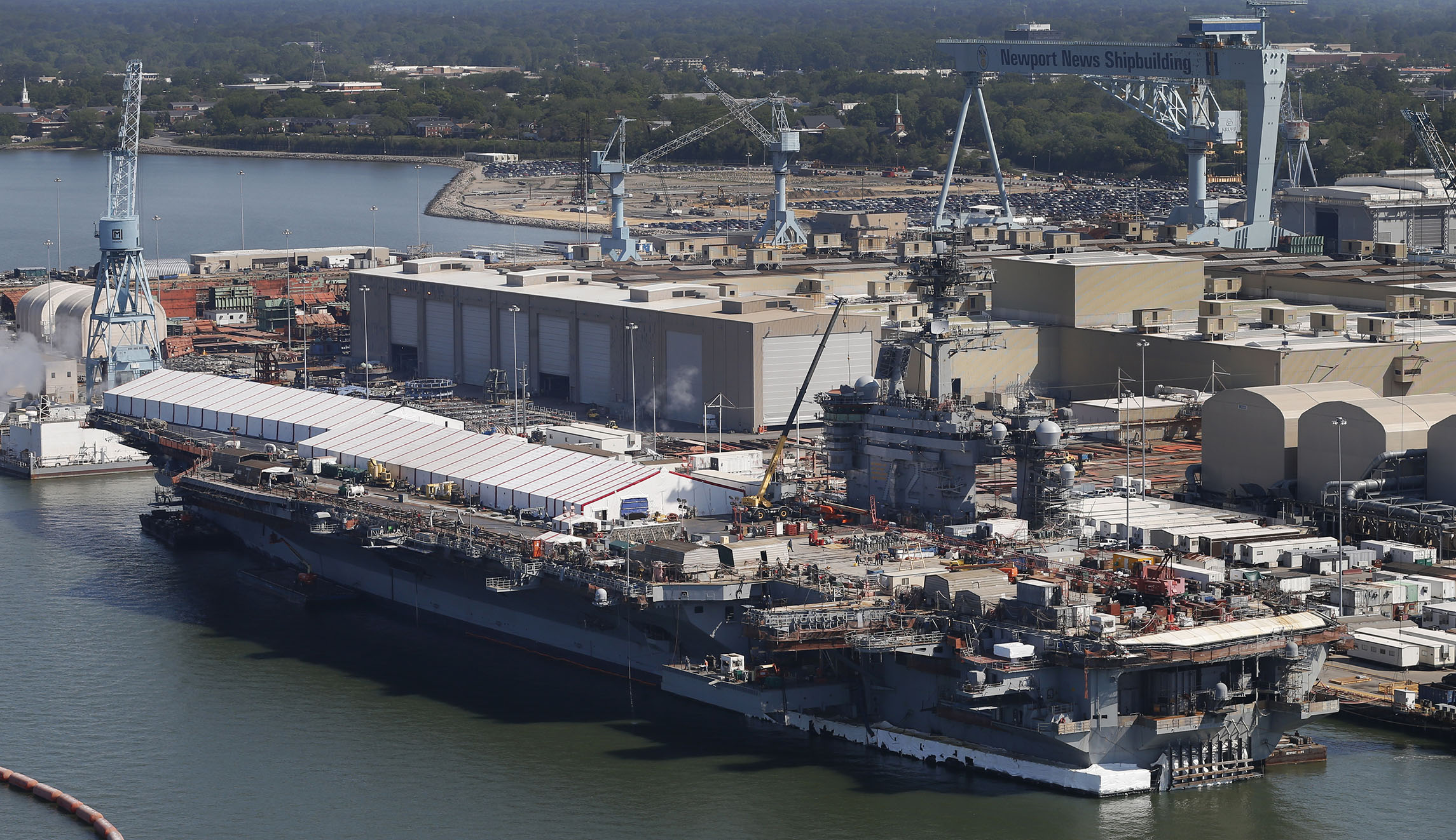 Navy dispatches aircraft carrier, more amphibious ships for Hurricane Irma relief