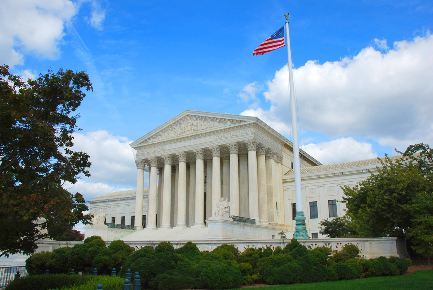 Top lawmakers and Trump will huddle on Supreme Court nominee Tuesday