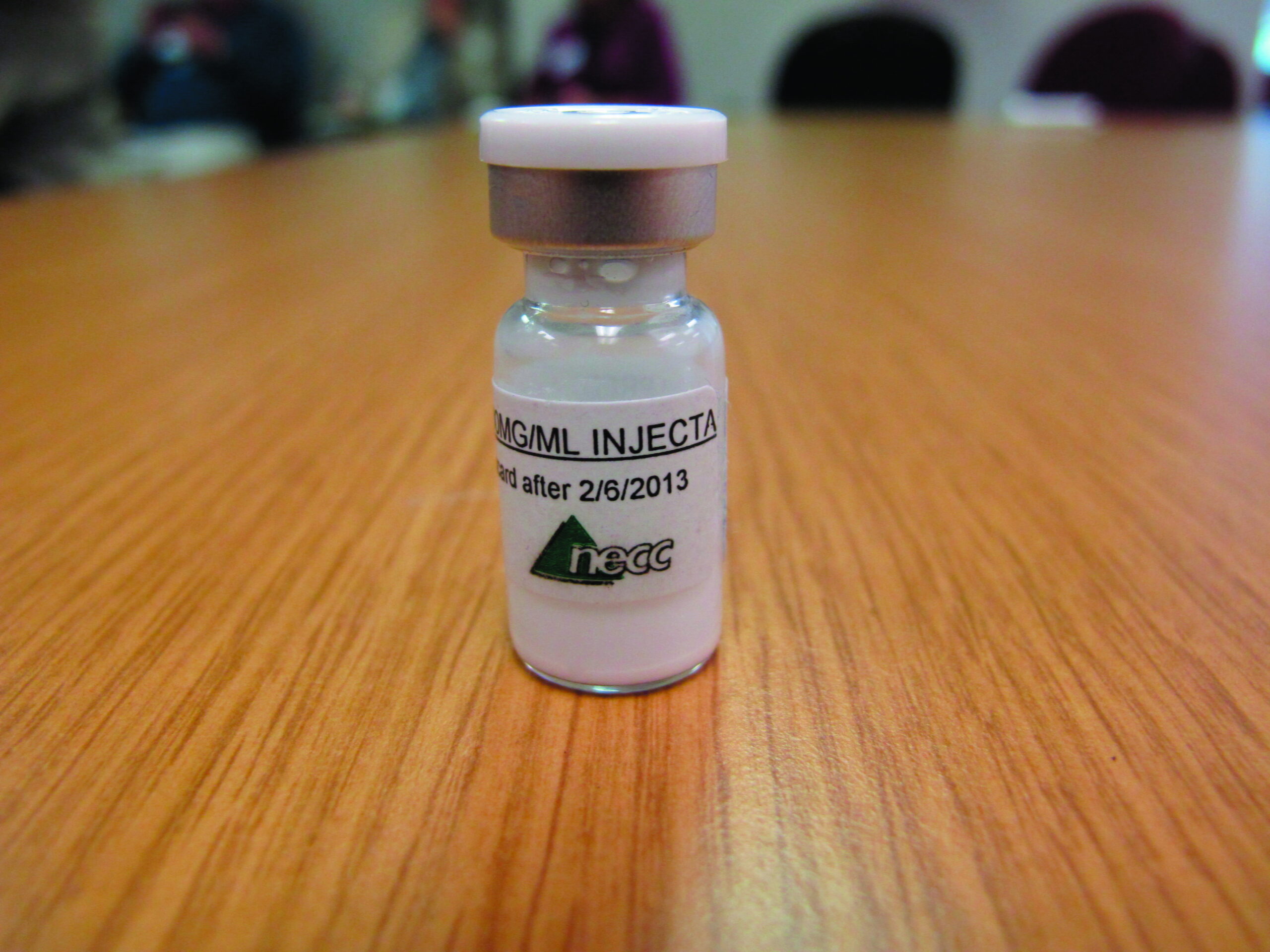 13,000 got suspect steroid shots; risk uncertain