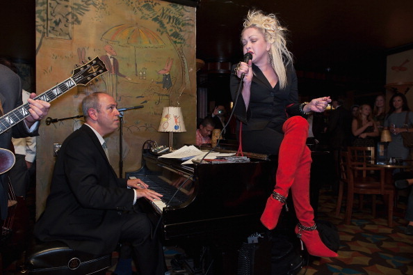 NEW YORK, NY - SEPTEMBER 06:  Cyndi Lauper and cast of 