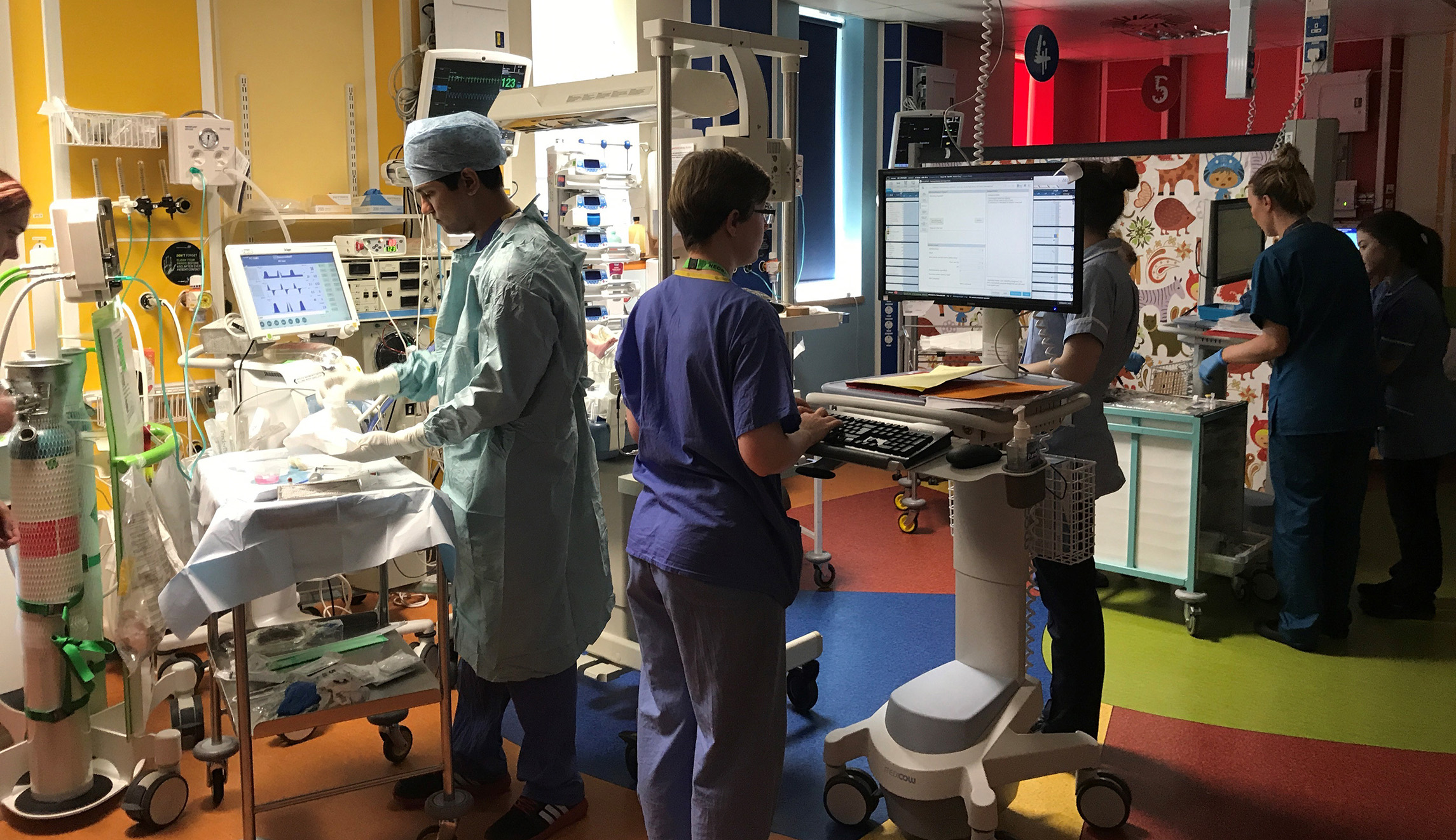 Socialized medicine update: Britain cancels 50,000 surgeries as NHS hospitals face winter crisis