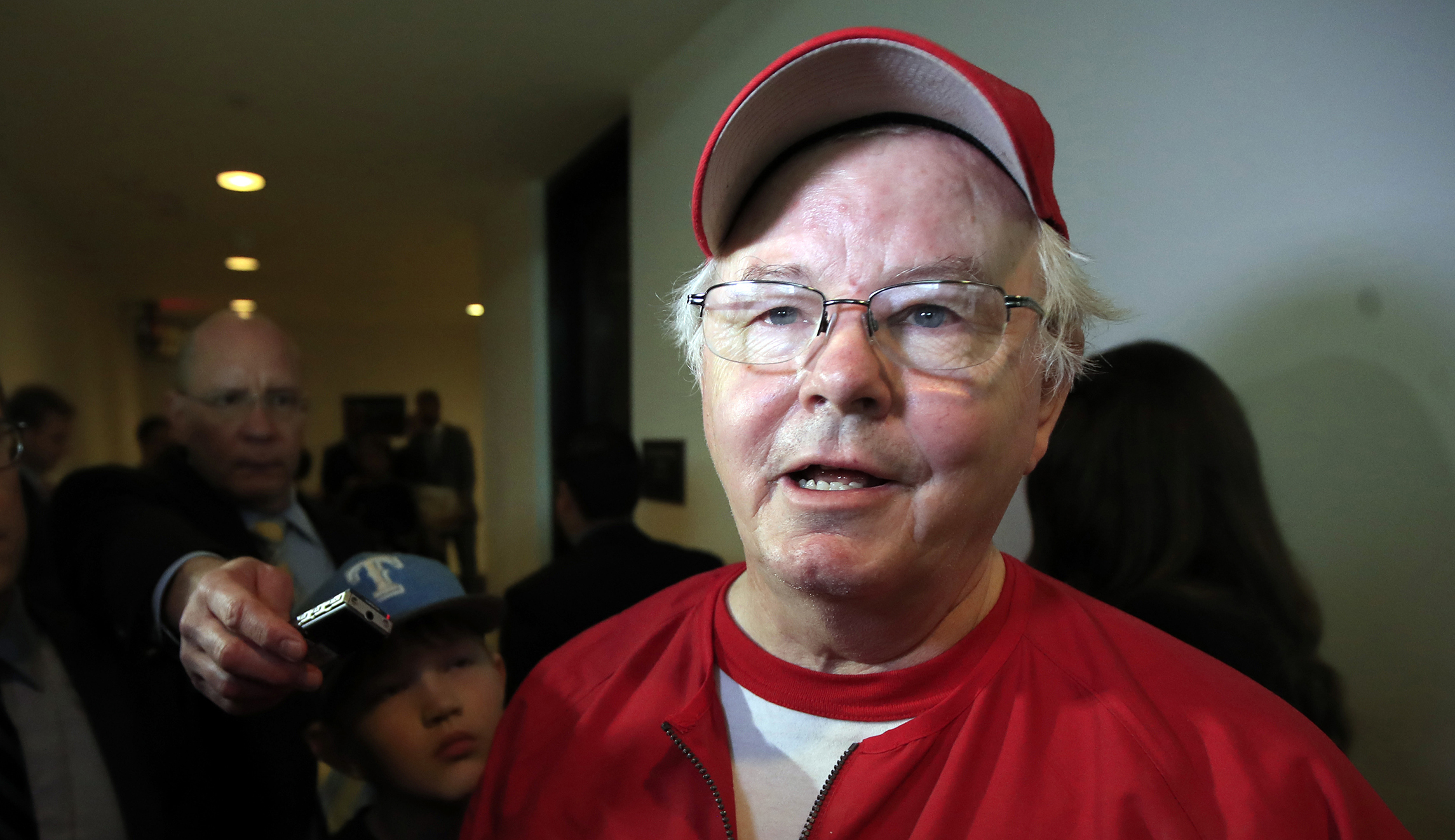 Joe Barton threatened to call Capitol Police on woman about sexually explicit material: Report