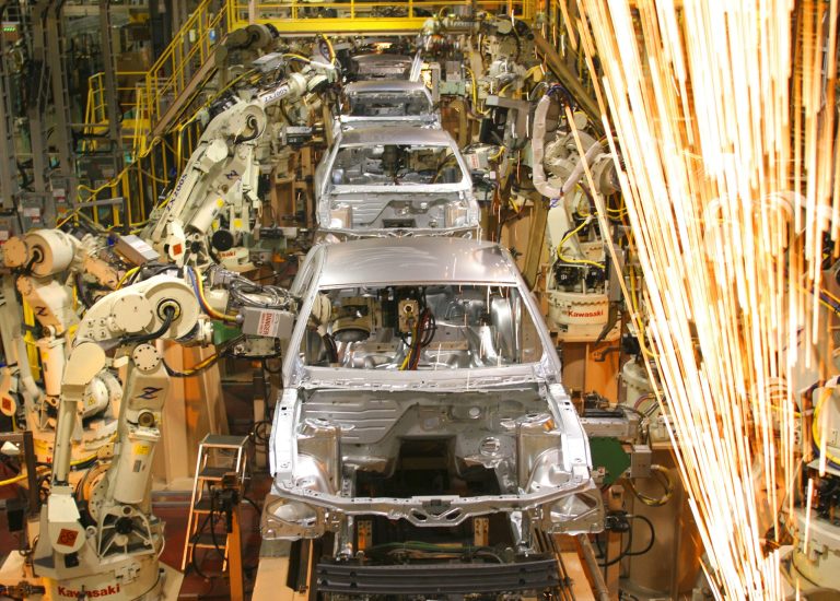A study from theÂ Peterson Institute for International EconomicsÂ predicts rising U.S. trade deficits in heavy manufacturing, light manufacturing, autos and auto parts as to the tune of more than $39 billion by 2025.Â (Photo by Bill Pugliano/Getty Images)