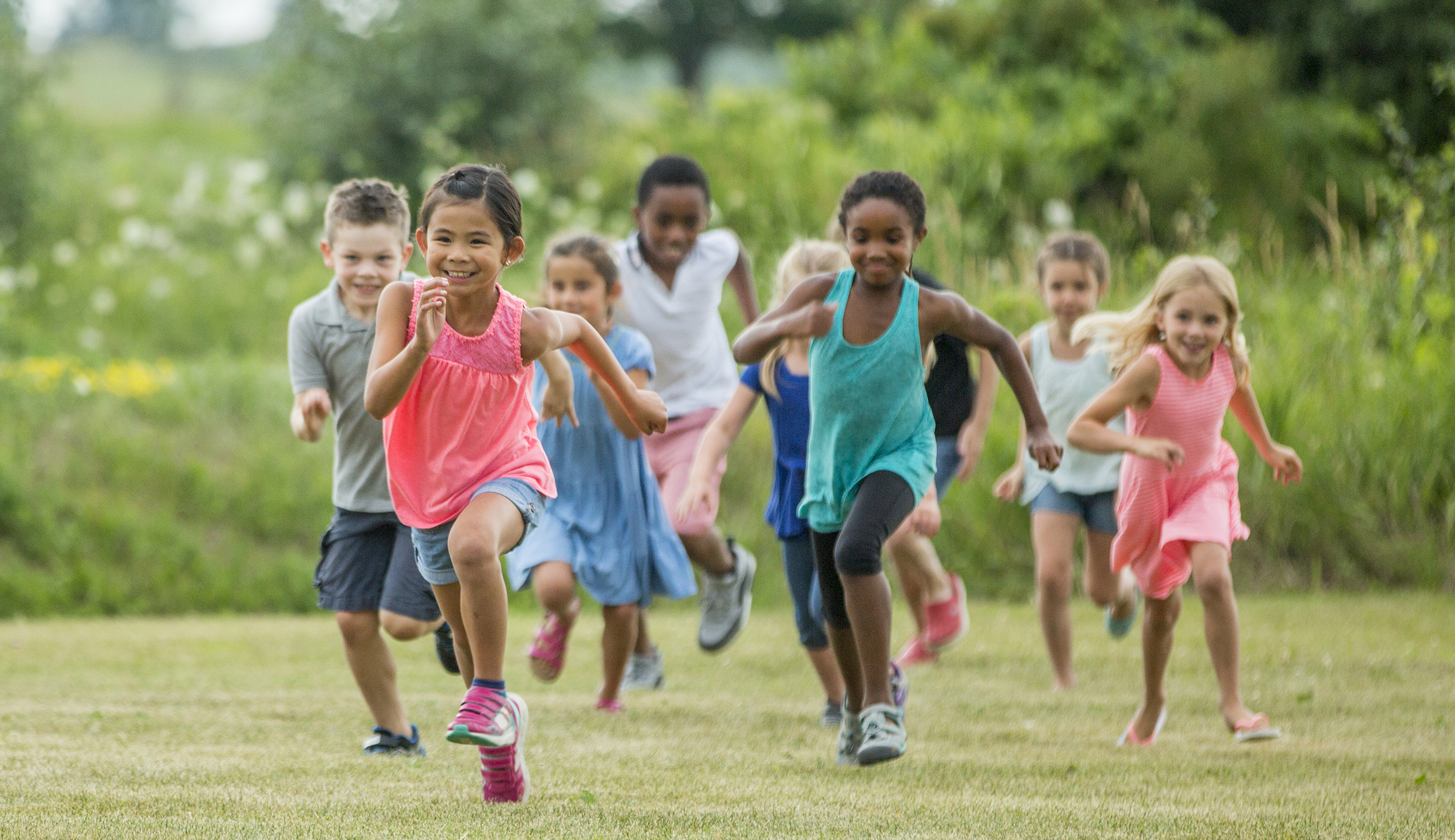 Someone tell the New York Times you should let your kids befriend white people