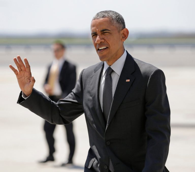 United States President Barack Obama arrives at John F. Kennedy International Airport in New York, Monday, May 4, 2015. (AP Photo/Seth Wenig)