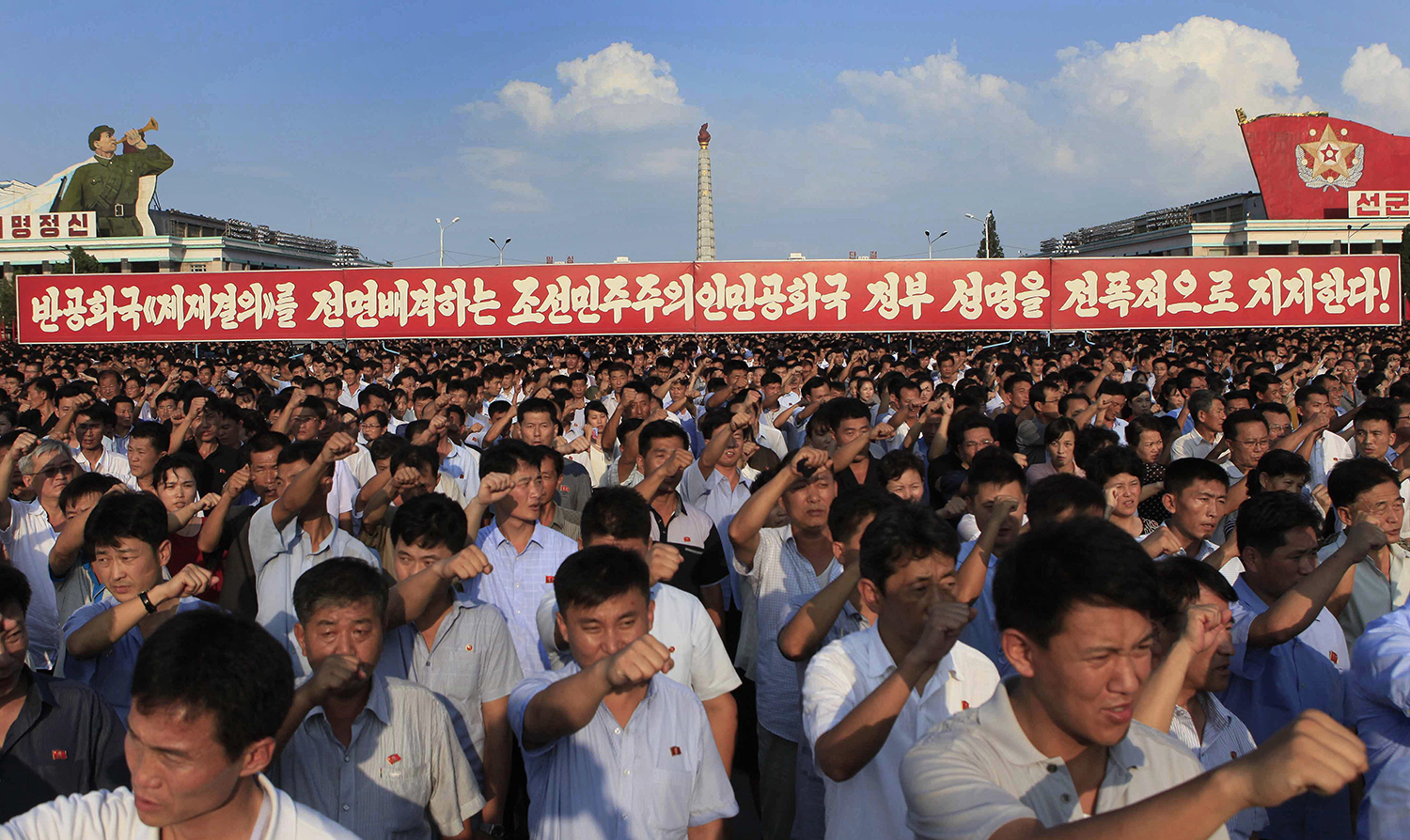Japanese people buy up bunkers due to North Korean threat