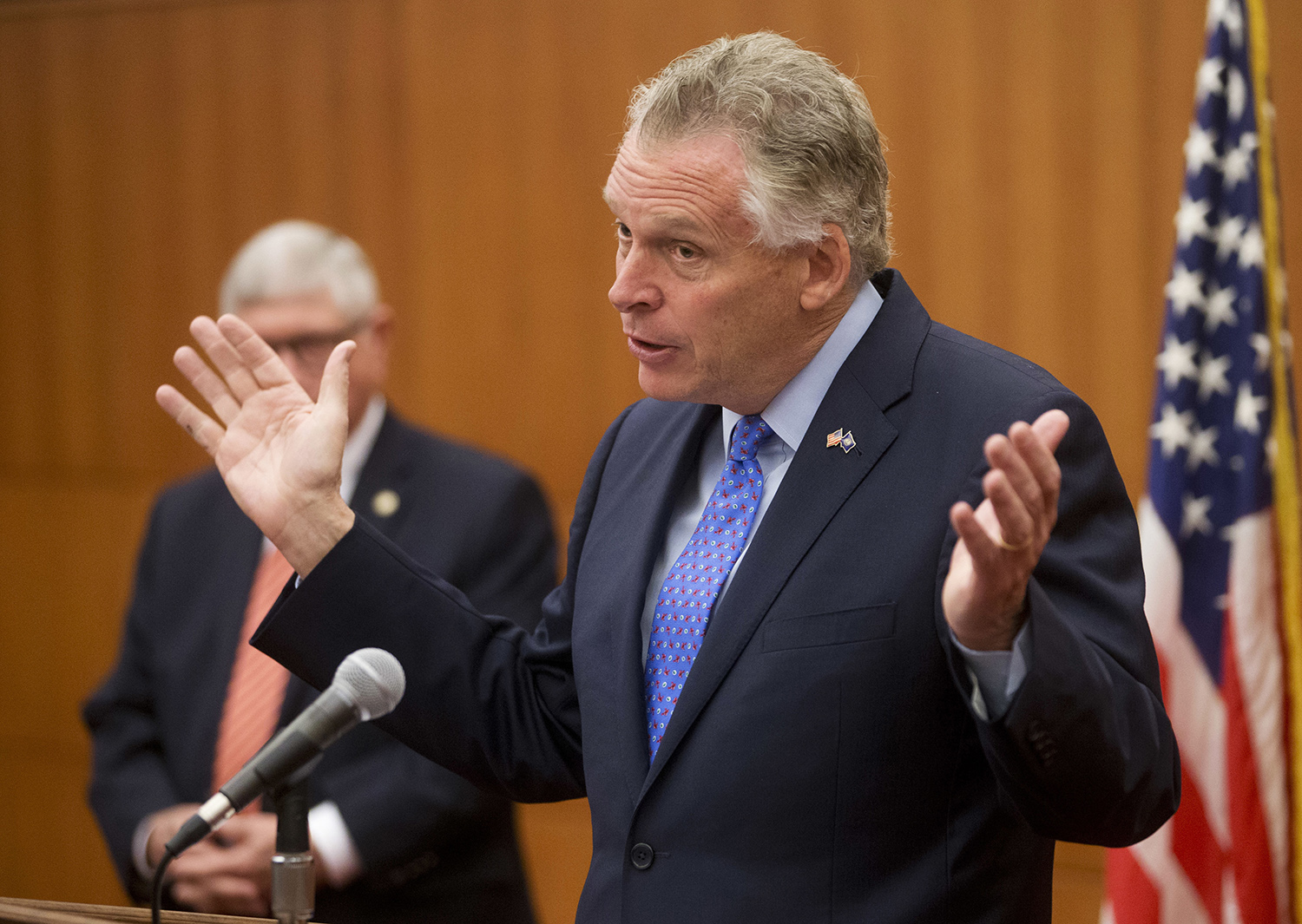 Trump raises questions about McAuliffe’s donations to FBI agent’s wife