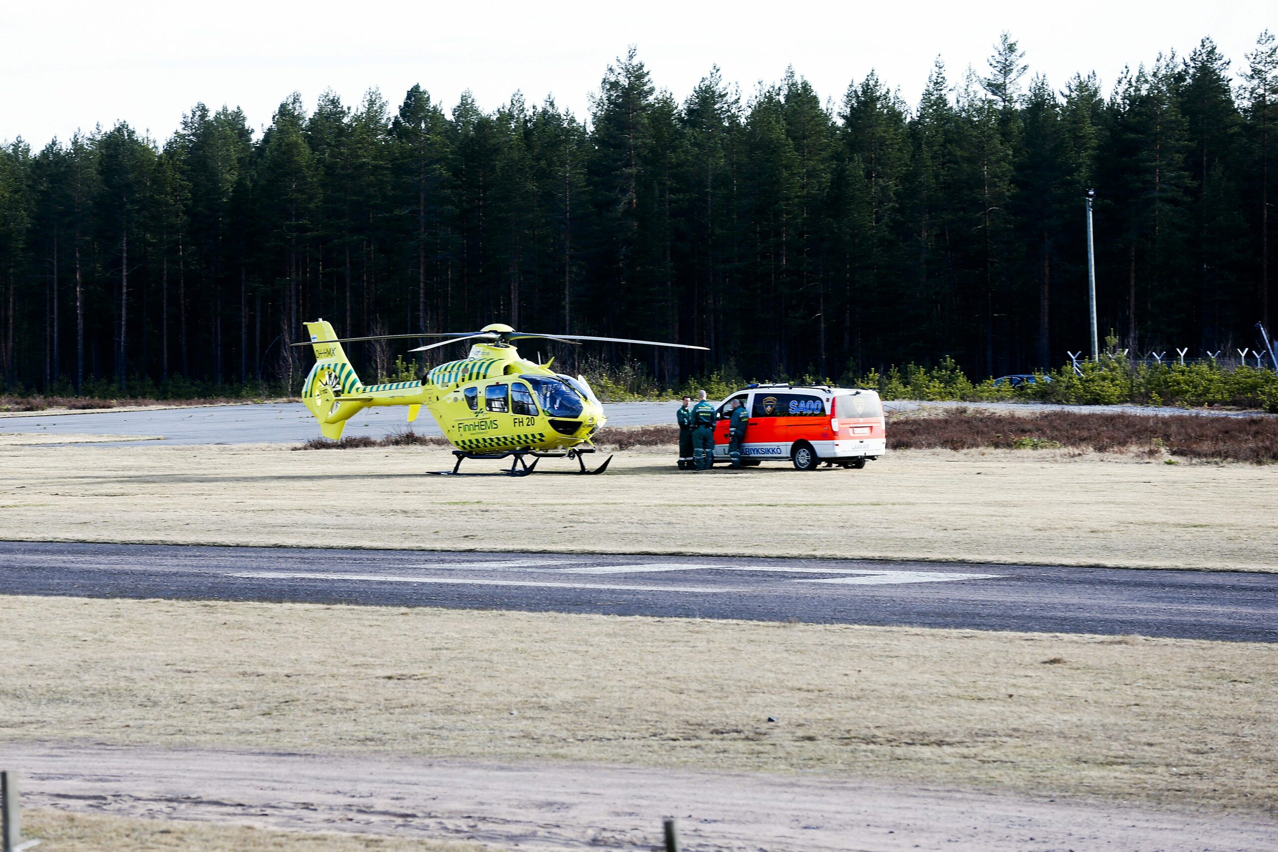 8 killed in Finland parachutist plane accident