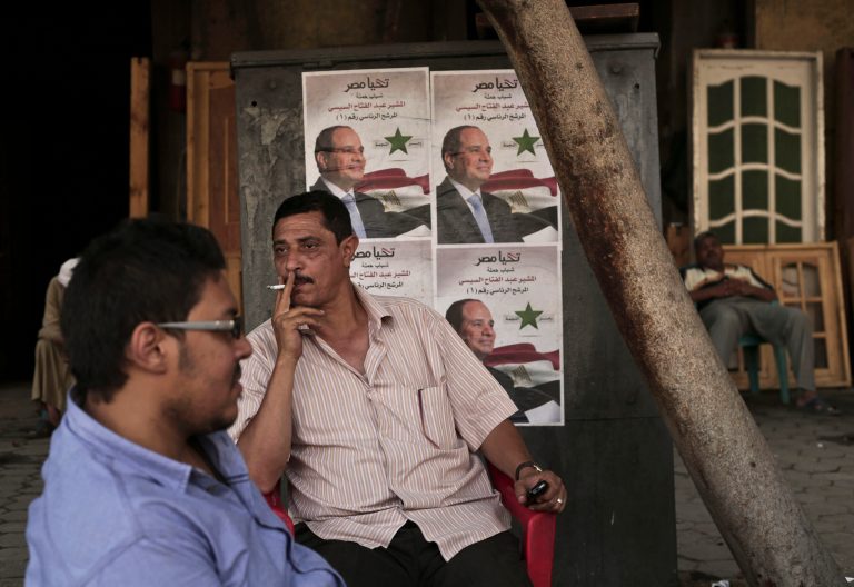 Egypt president raises cigarette, alcohol prices