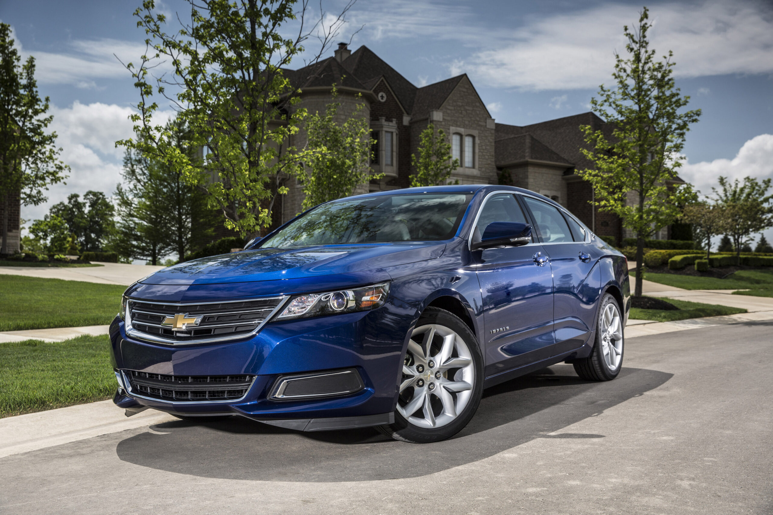 8 vehicles earn top rating for collision warning