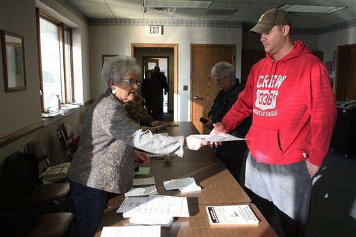 Estimated 6.6 million fewer white voters showed up to vote in 2012