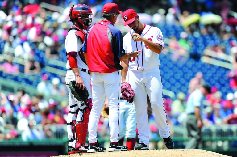 Greg Fiume/Getty Images
Washington Nationals pitcher Gio Gonzalez lasted just 31Ã3 innings on Thursday against the Mets.