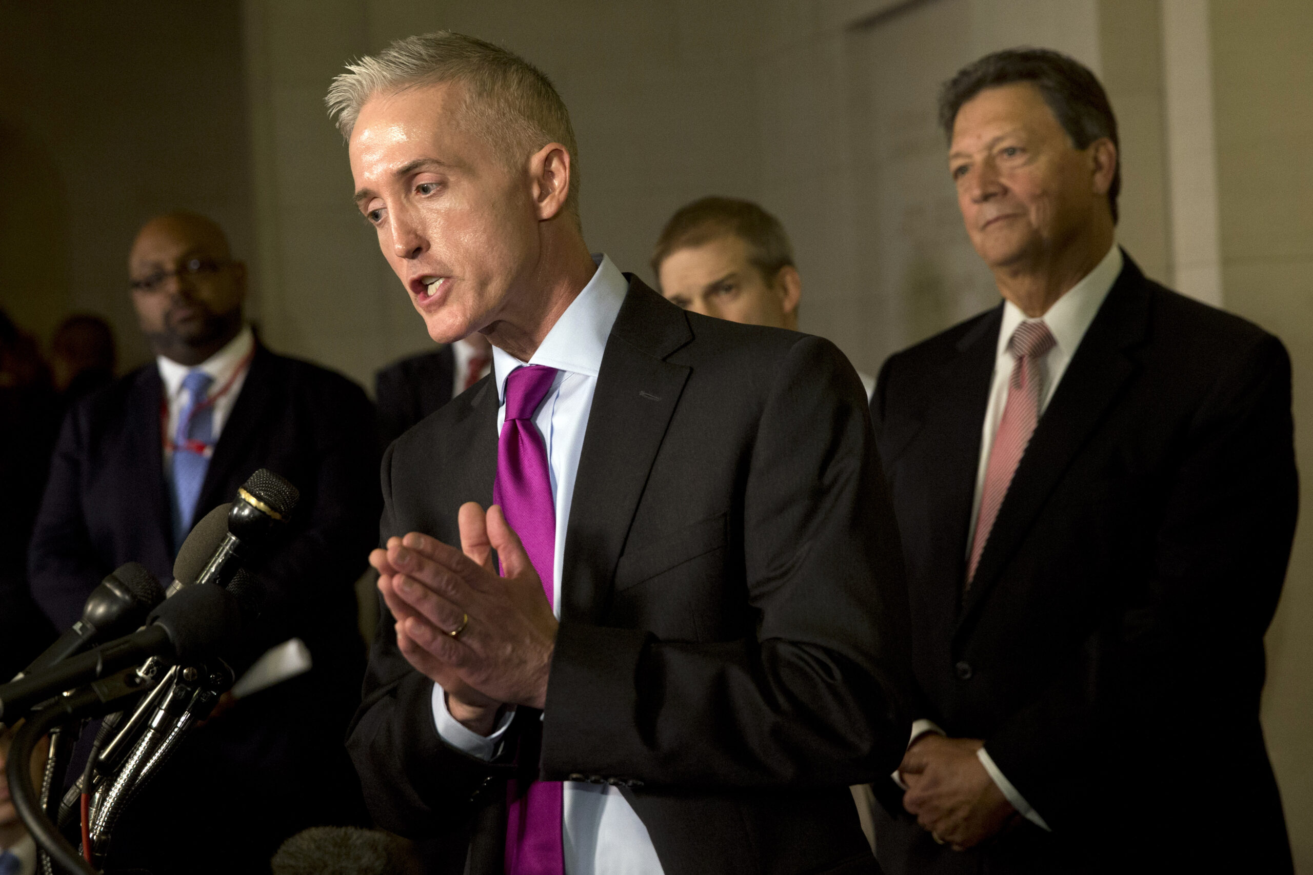 Benghazi committee gets classified White House records
