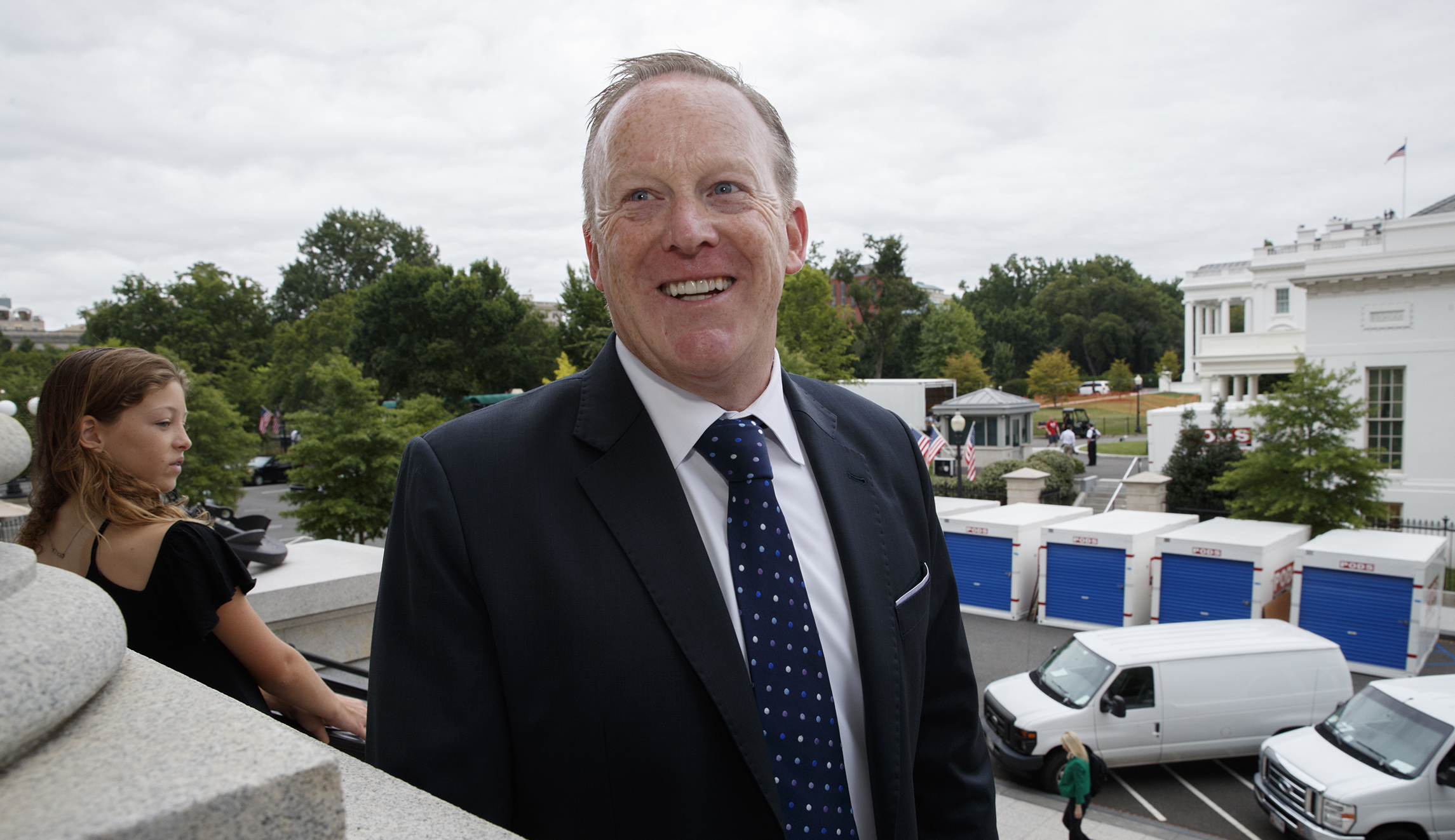 Sean Spicer joins pro-Trump super PAC