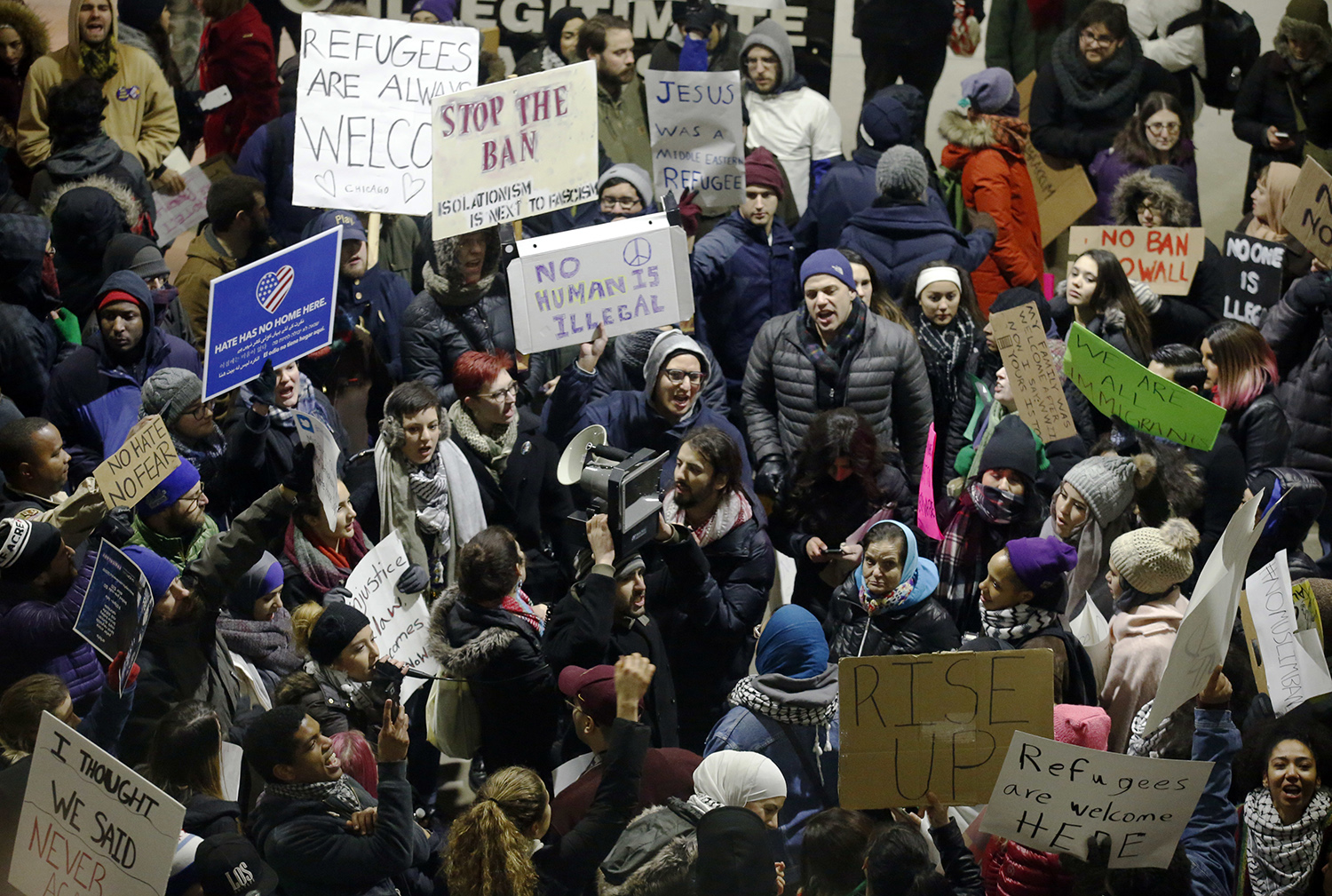 Iraqi parliament votes to ban US travelers in response to Trump’s ban