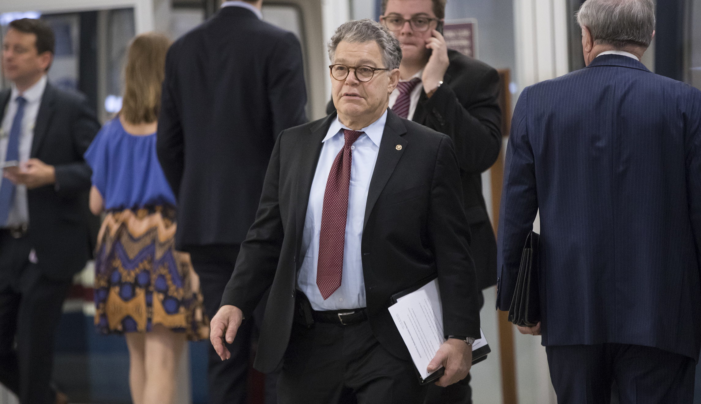 Al Franken accuser accepts his apology